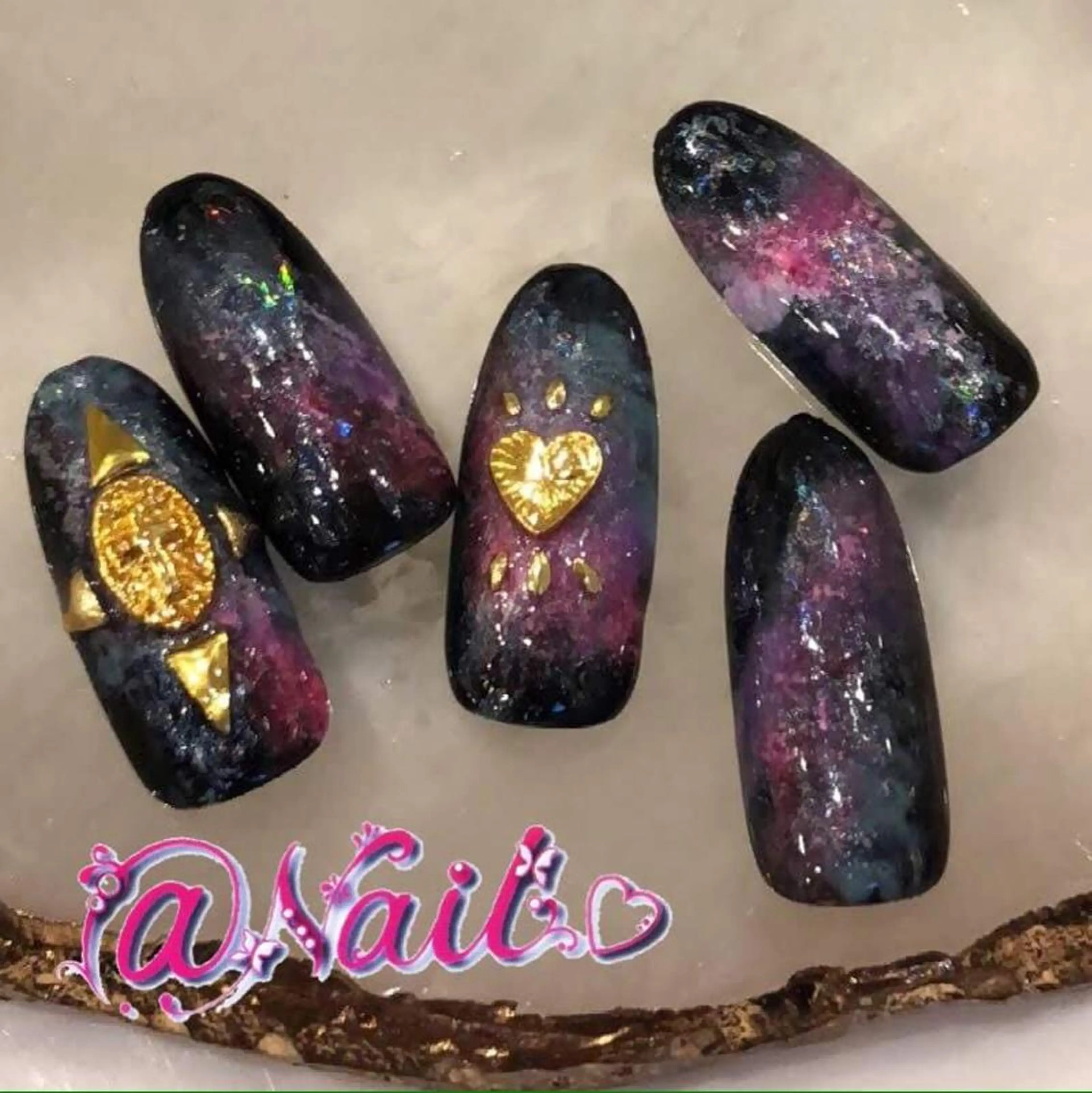 ネイル ネイルチップ 小尾 栞のネイルデザイン