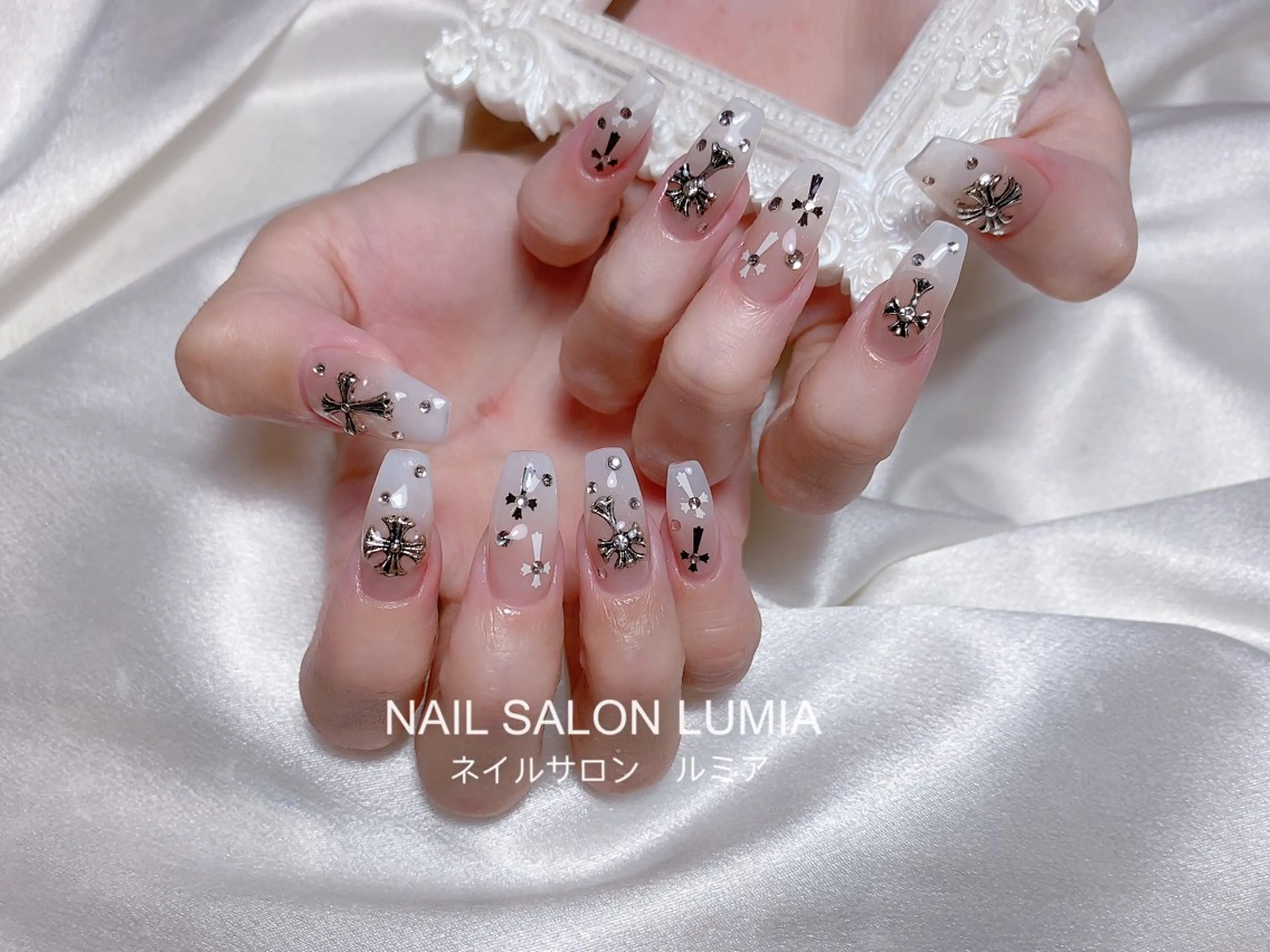 ネイル ハンドネイル ネイルサロン ルミア Lumia 店長のネイルデザイン