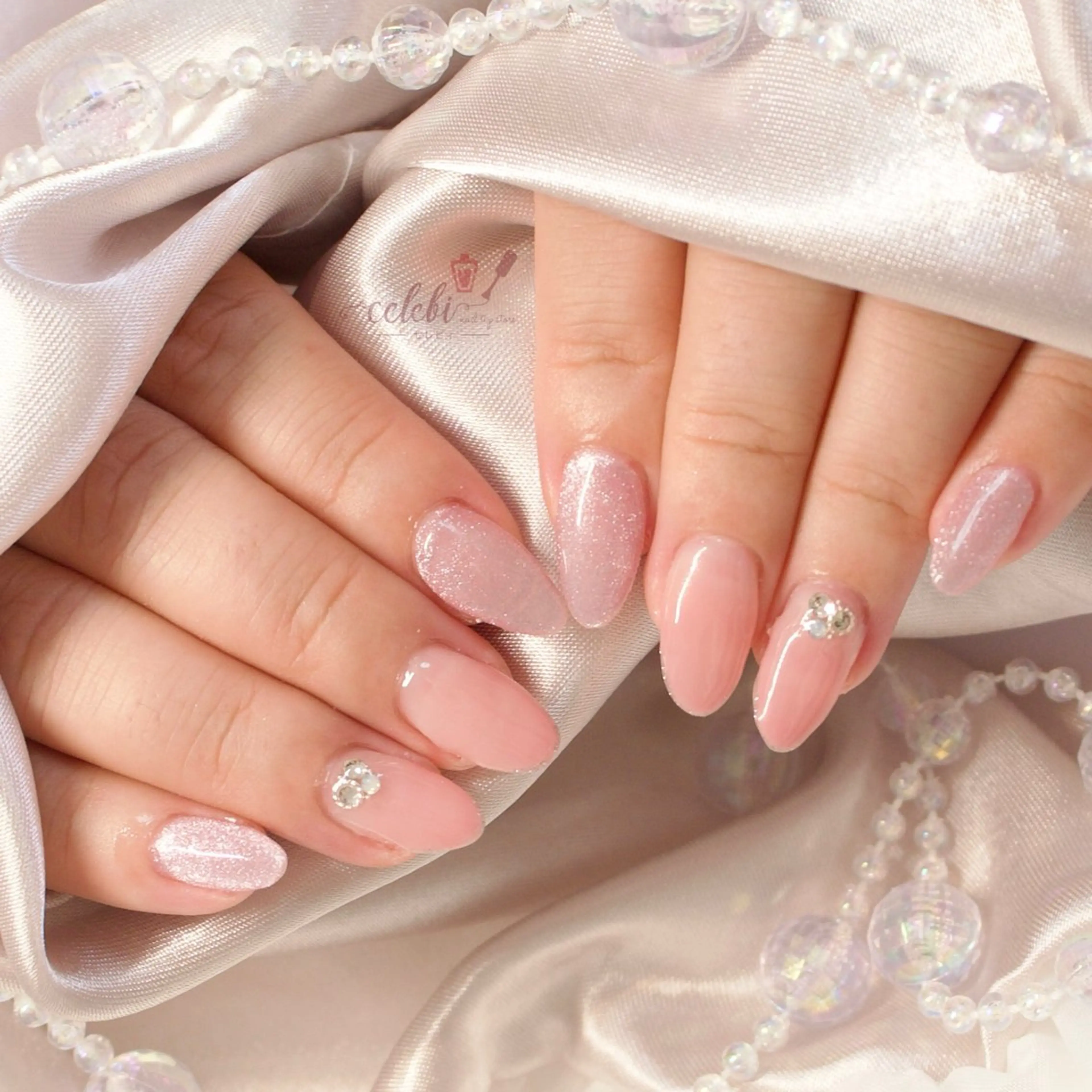 ネイル ハンドネイル ハンドケア オーダーネイルチップ サロンcelebiのネイルデザイン