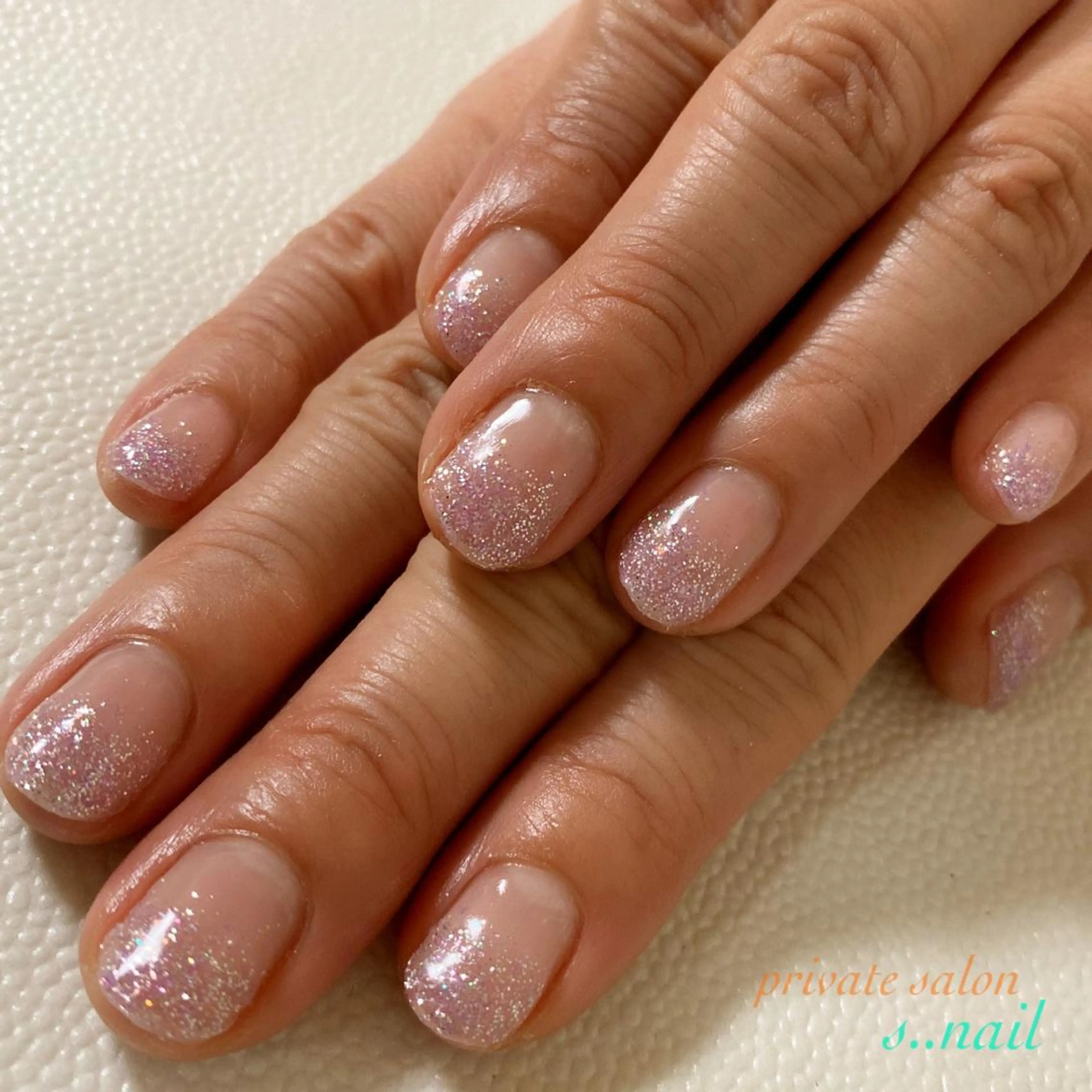 ネイル ラメ(グリッター) ラメグラデーション パープル シルバー ハンドネイル フットネイル s..nail / MORITAのネイルデザイン