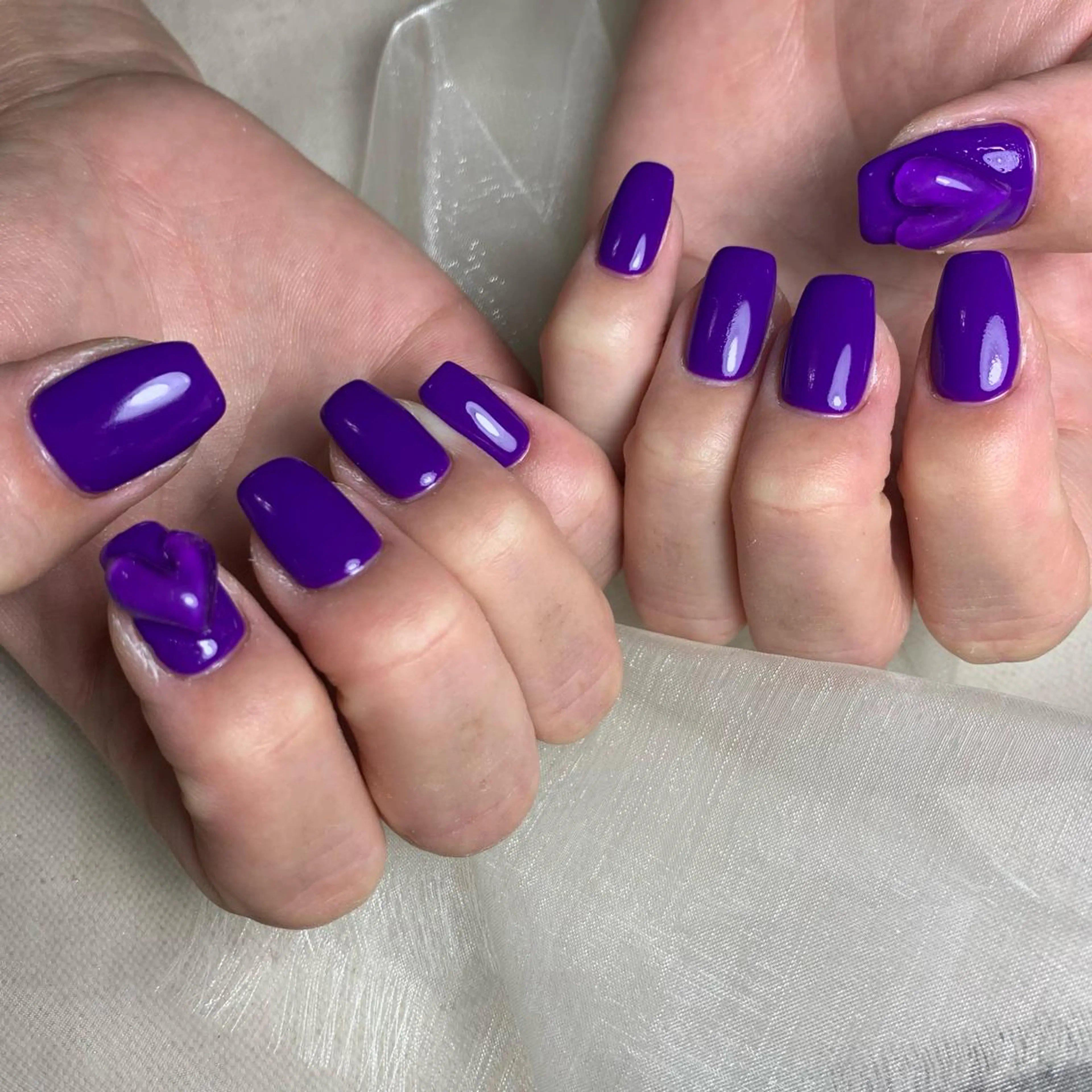 ネイル 里見 麗のネイルデザイン