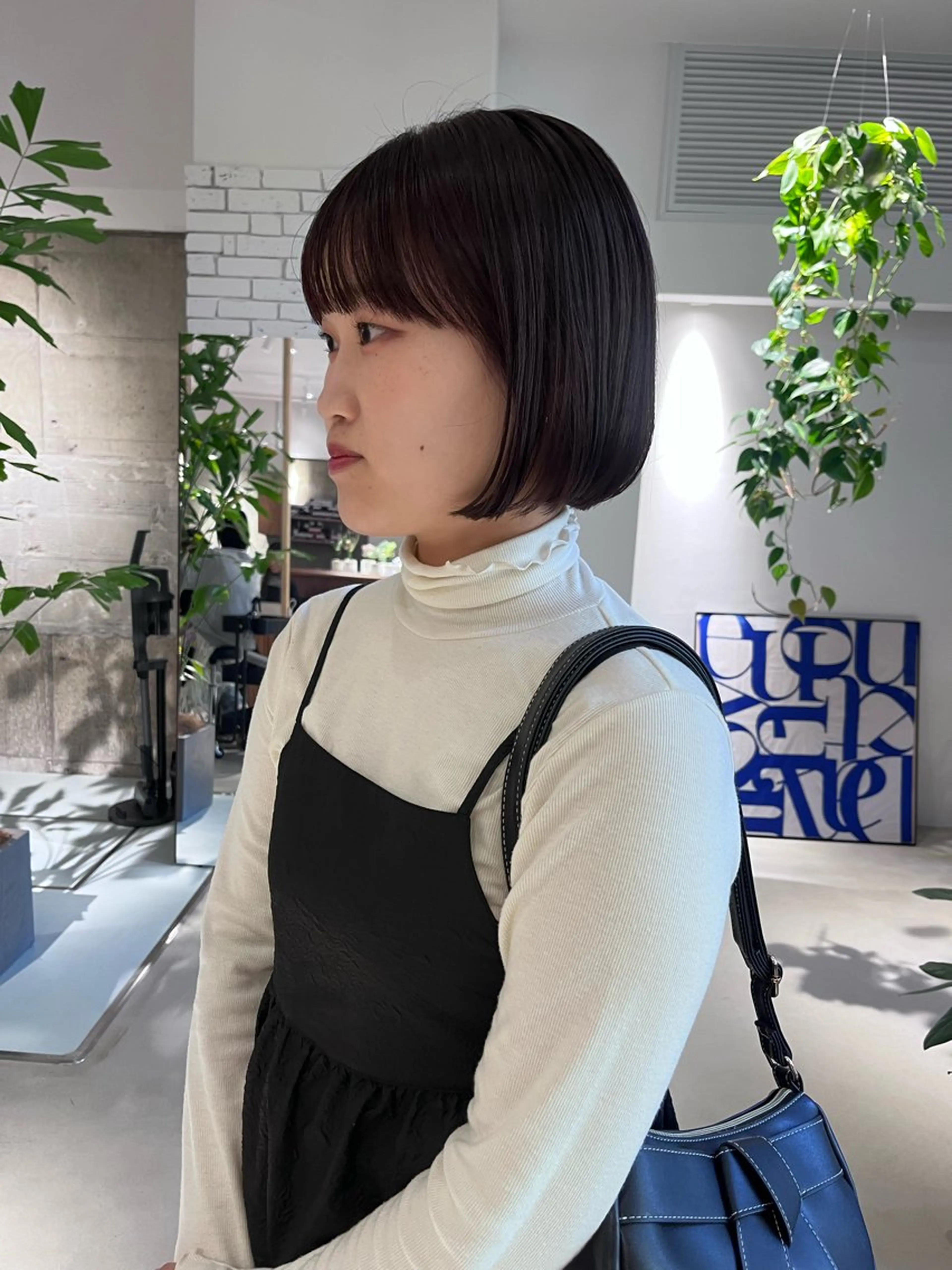 ショート レッドブラウン カット ヘアカラー Yui⭐️ 透け感カラーのヘアスタイル