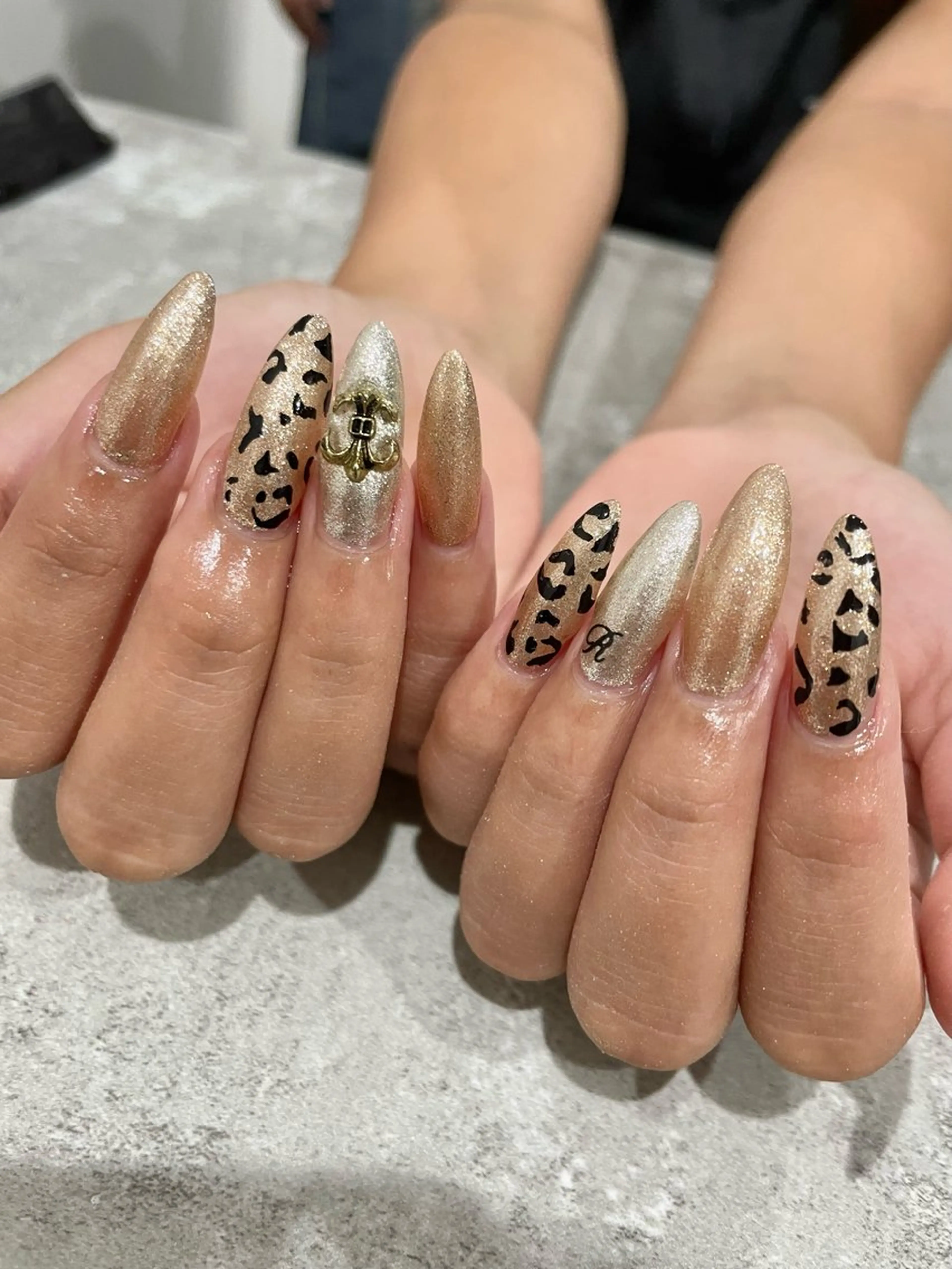 ネイル 持ち込み ハンドネイル Raviliss ♡のネイルデザイン