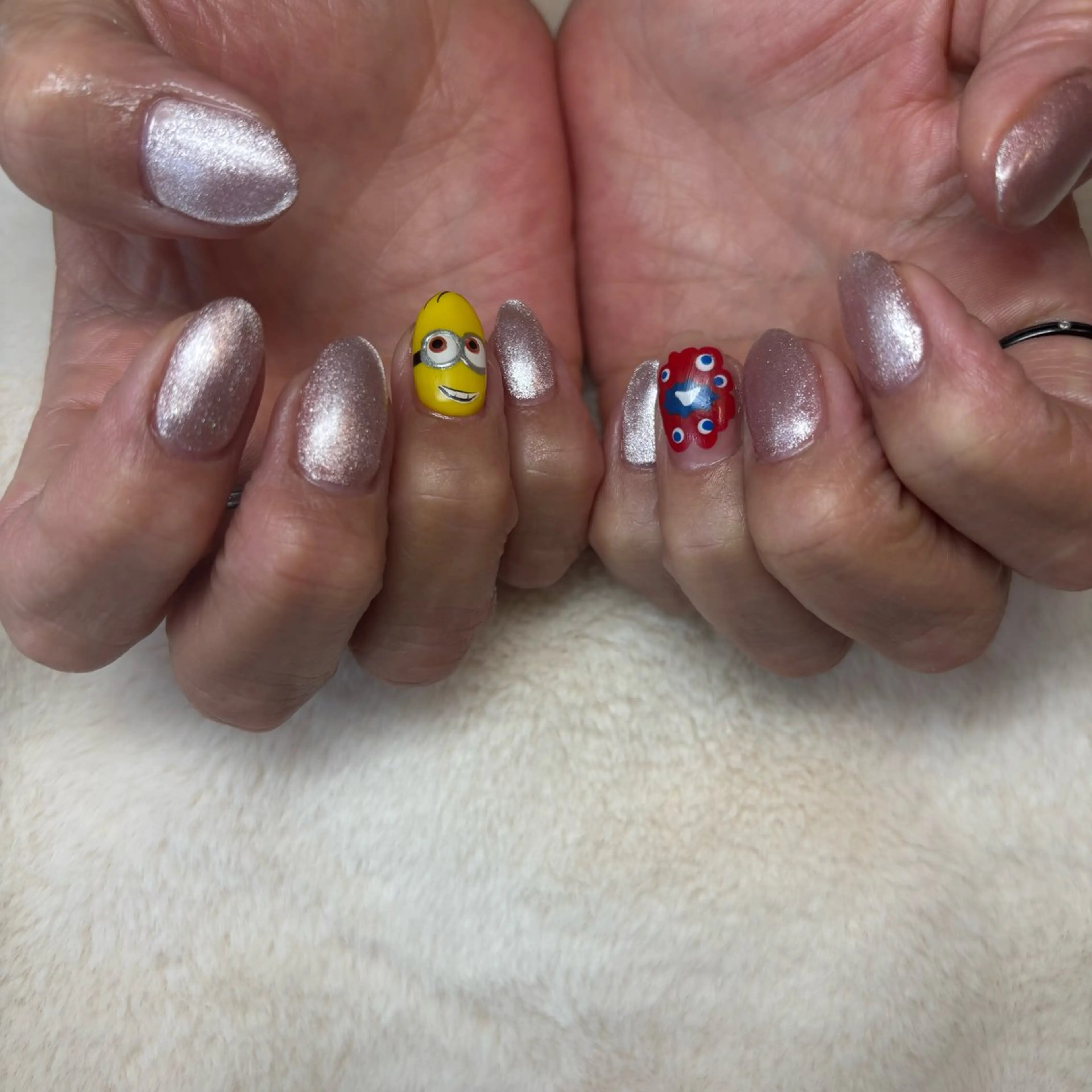 ネイル es nailのネイルデザイン