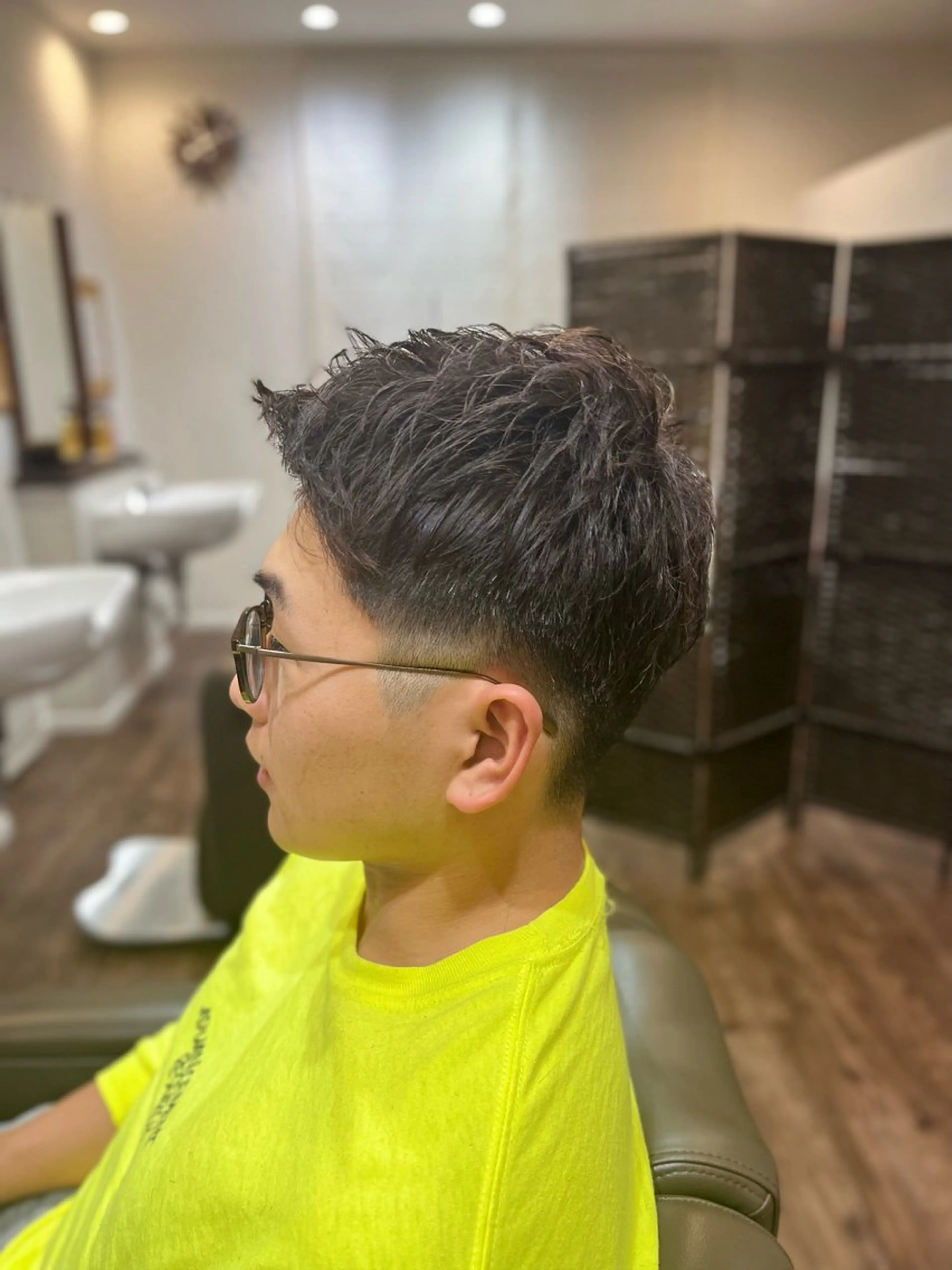 メンズ ヘア&フェイス・リズム所属・木村 慎馬のヘアスタイル