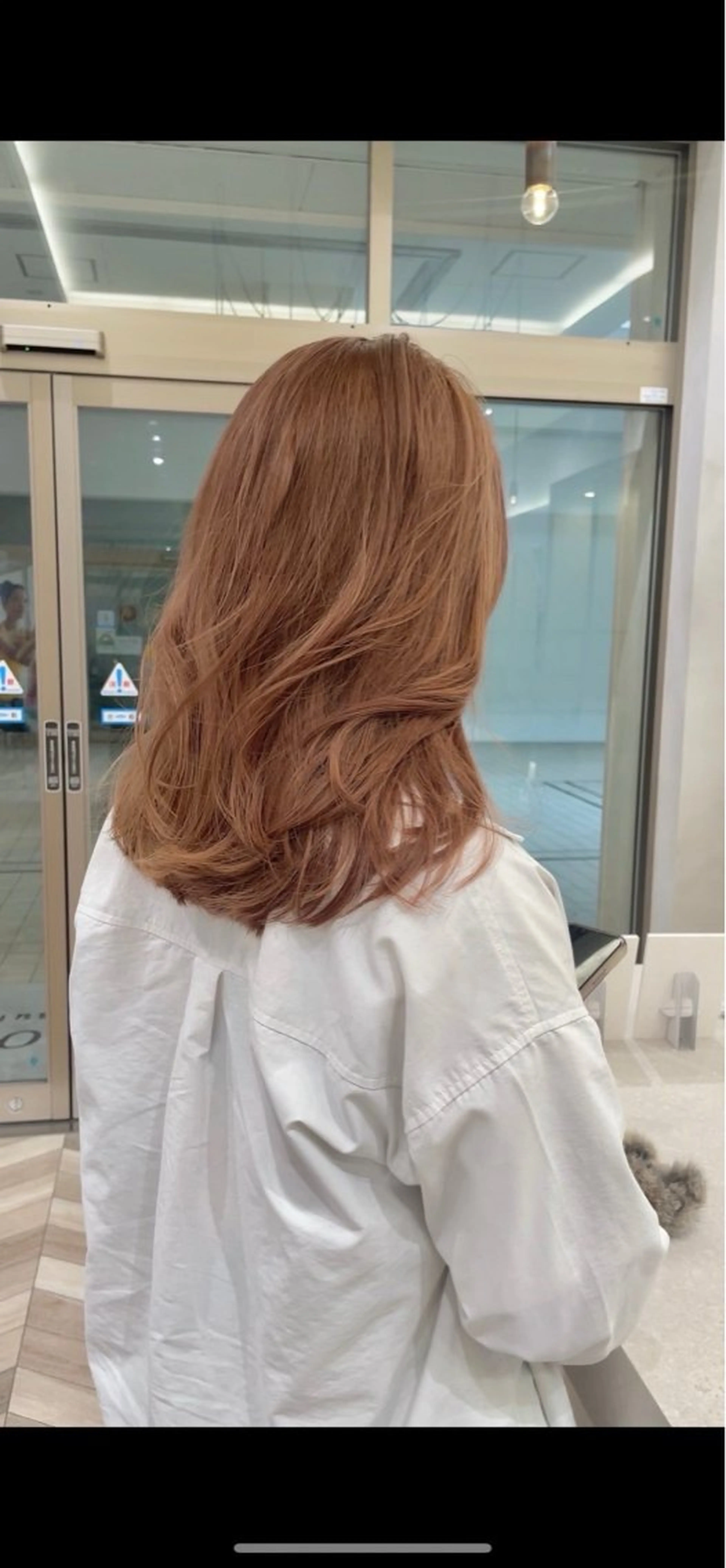 セミロング Wカラー┆ブラウン ┆うる艶┆ゆうはのヘアスタイル