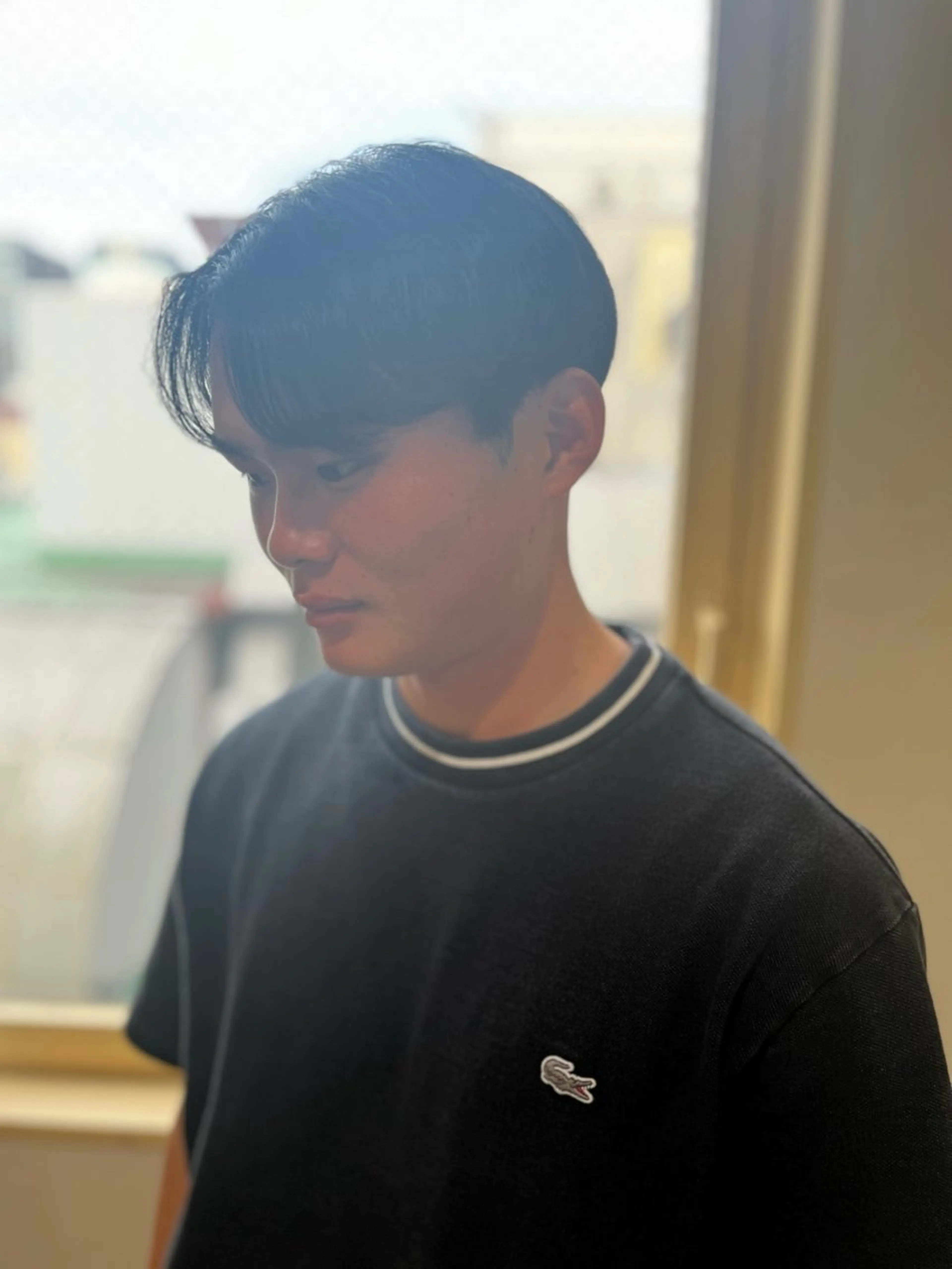 ショート メンズ センターパート ワタイショウタ 髪質改善✨眉毛サロンのヘアスタイル