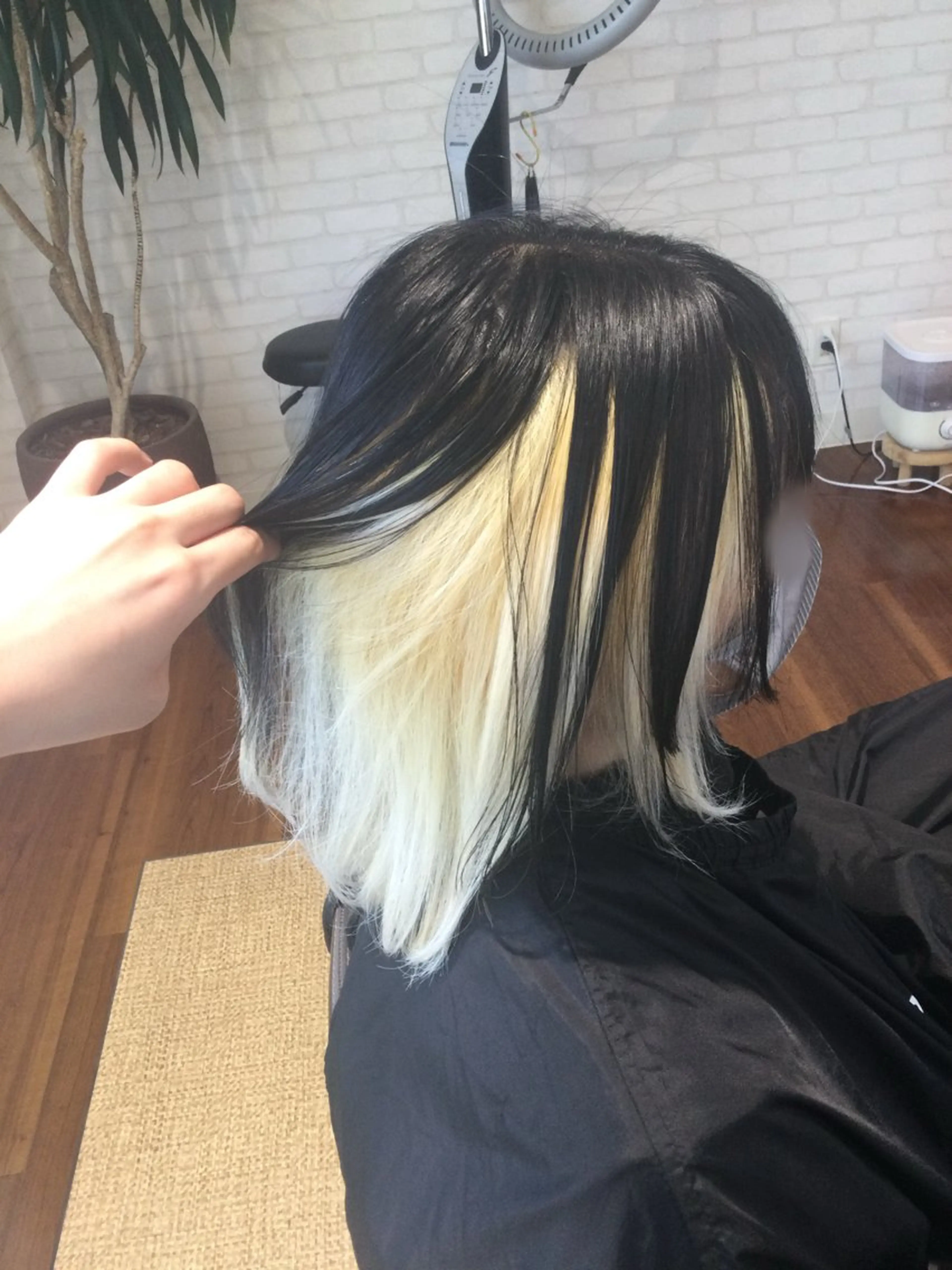 カラー ブリーチ 🍏平山 七菜🏠のヘアスタイル