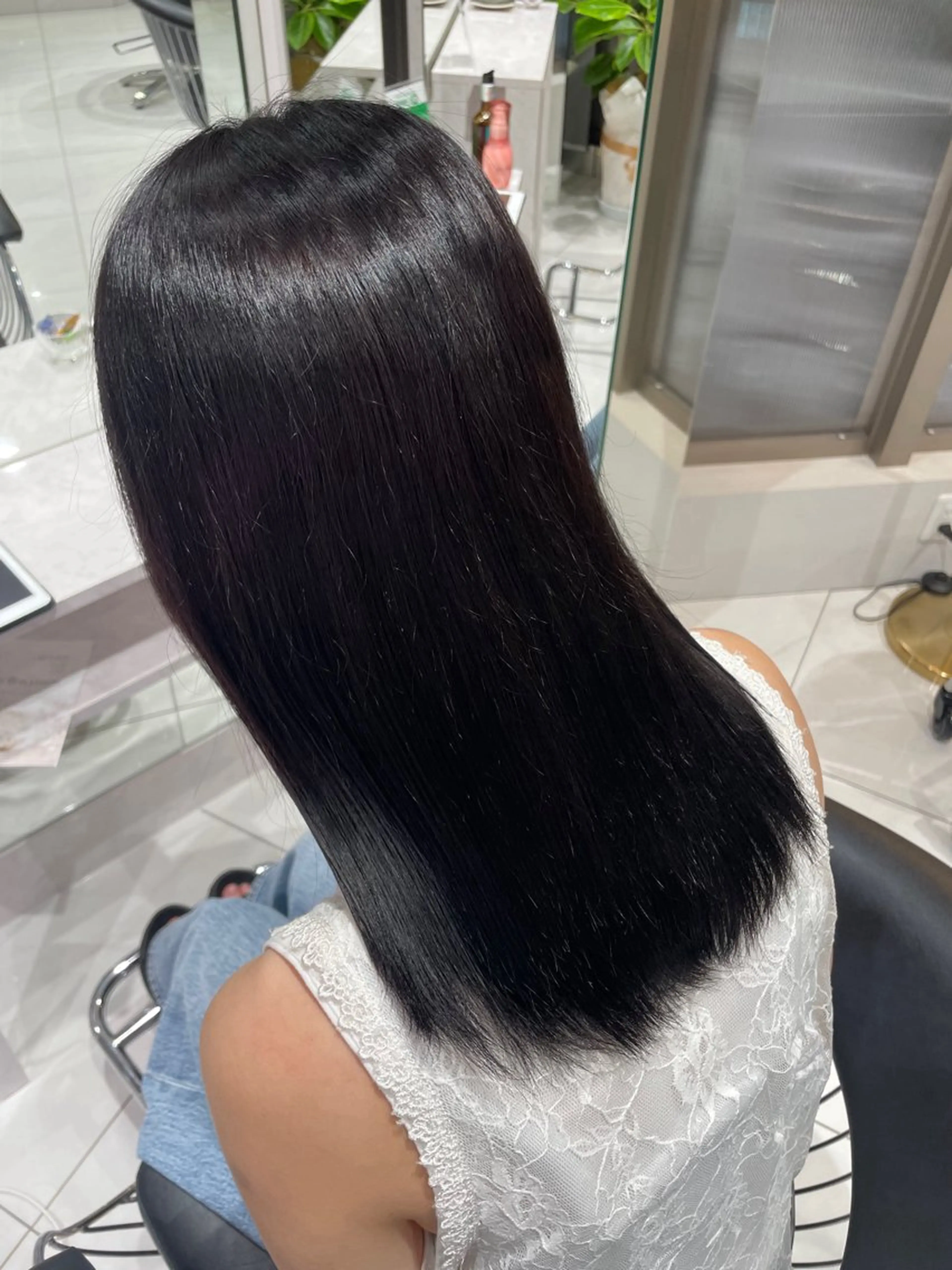 セミロング 韓国風ヘア mion🦋韓国ヘア 透明感カラー🫧のヘアスタイル