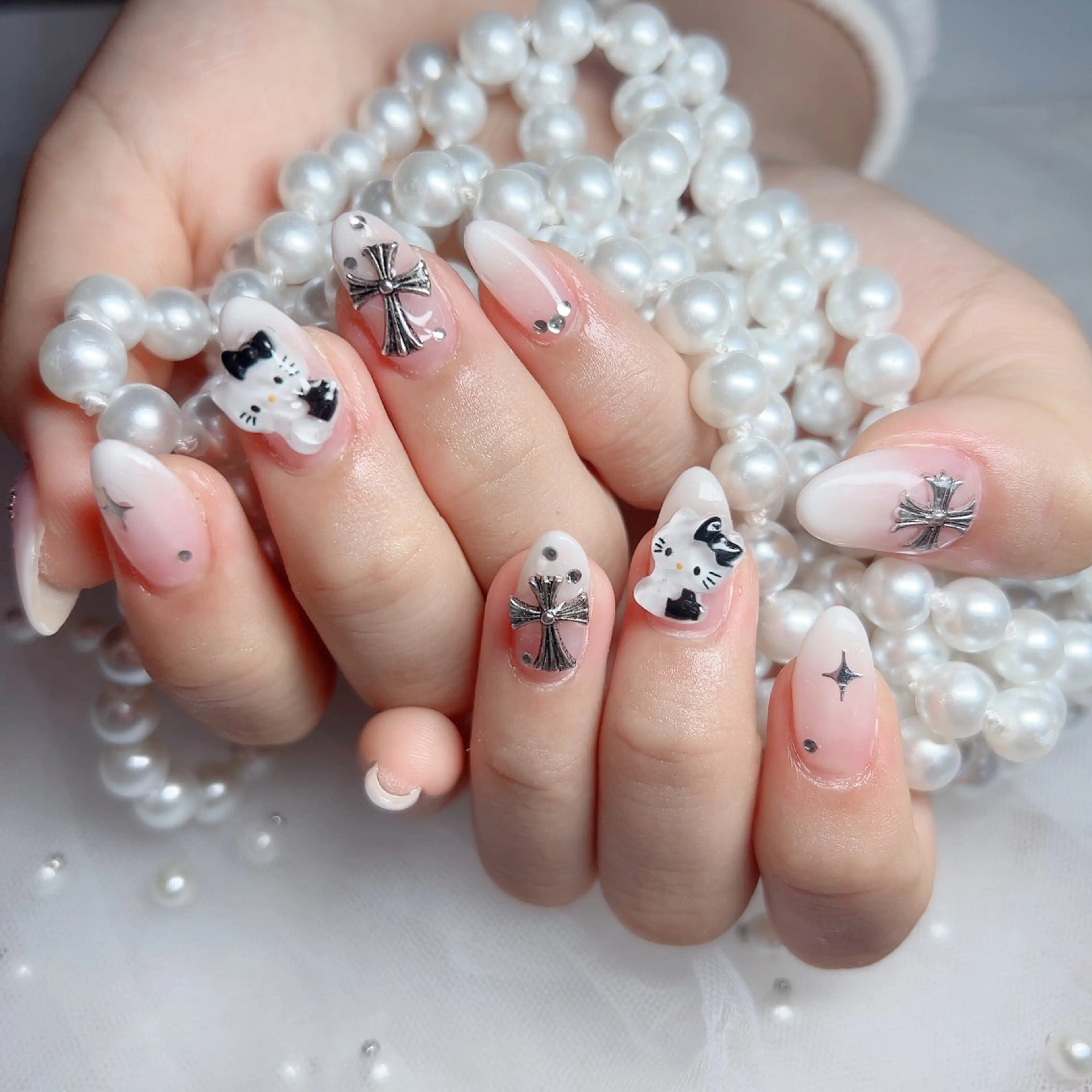 ネイル ハンドネイル M🌷nail 長さだし専門店のネイルデザイン