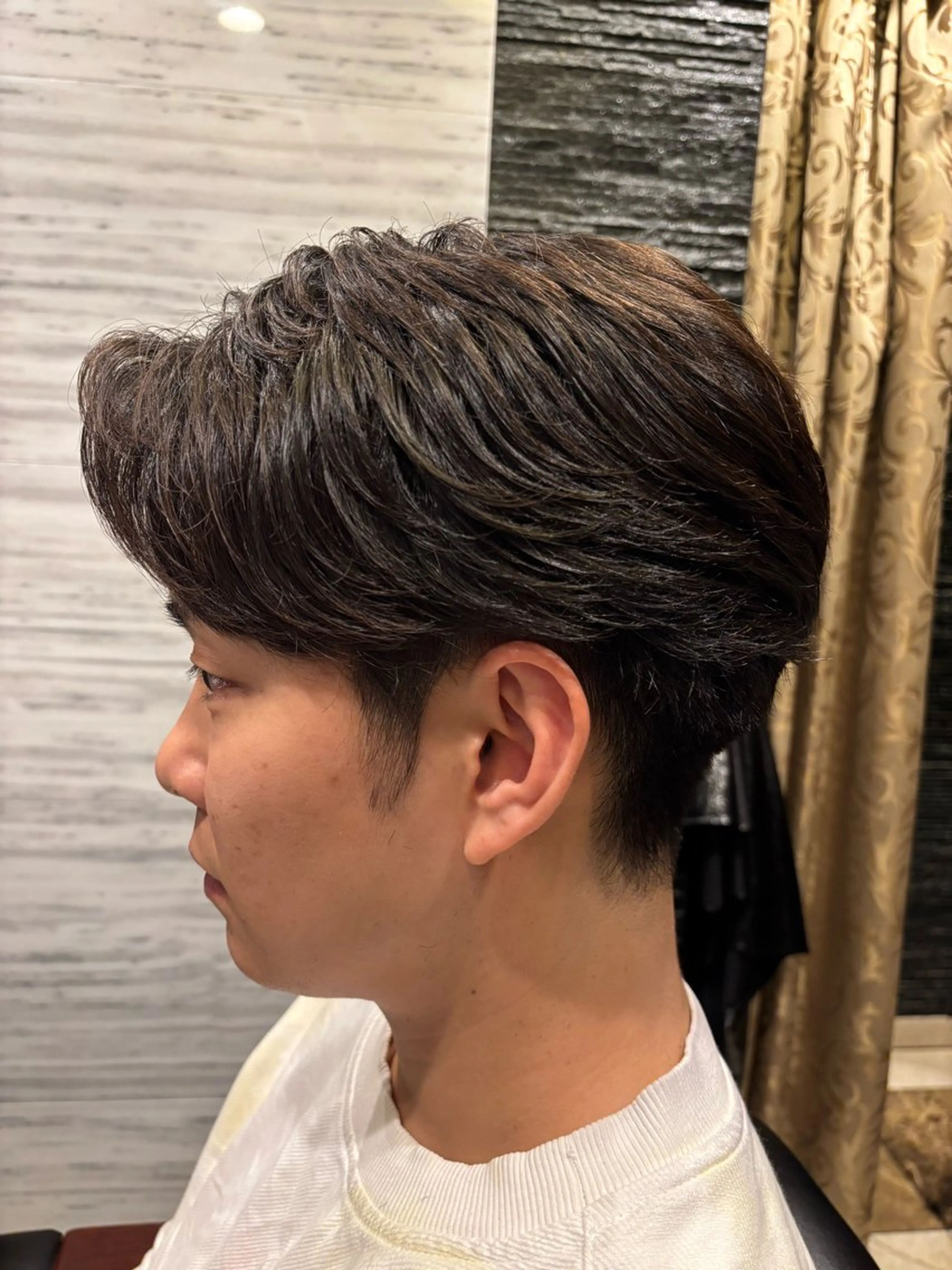 ミディアム 小松 美雄のヘアスタイル