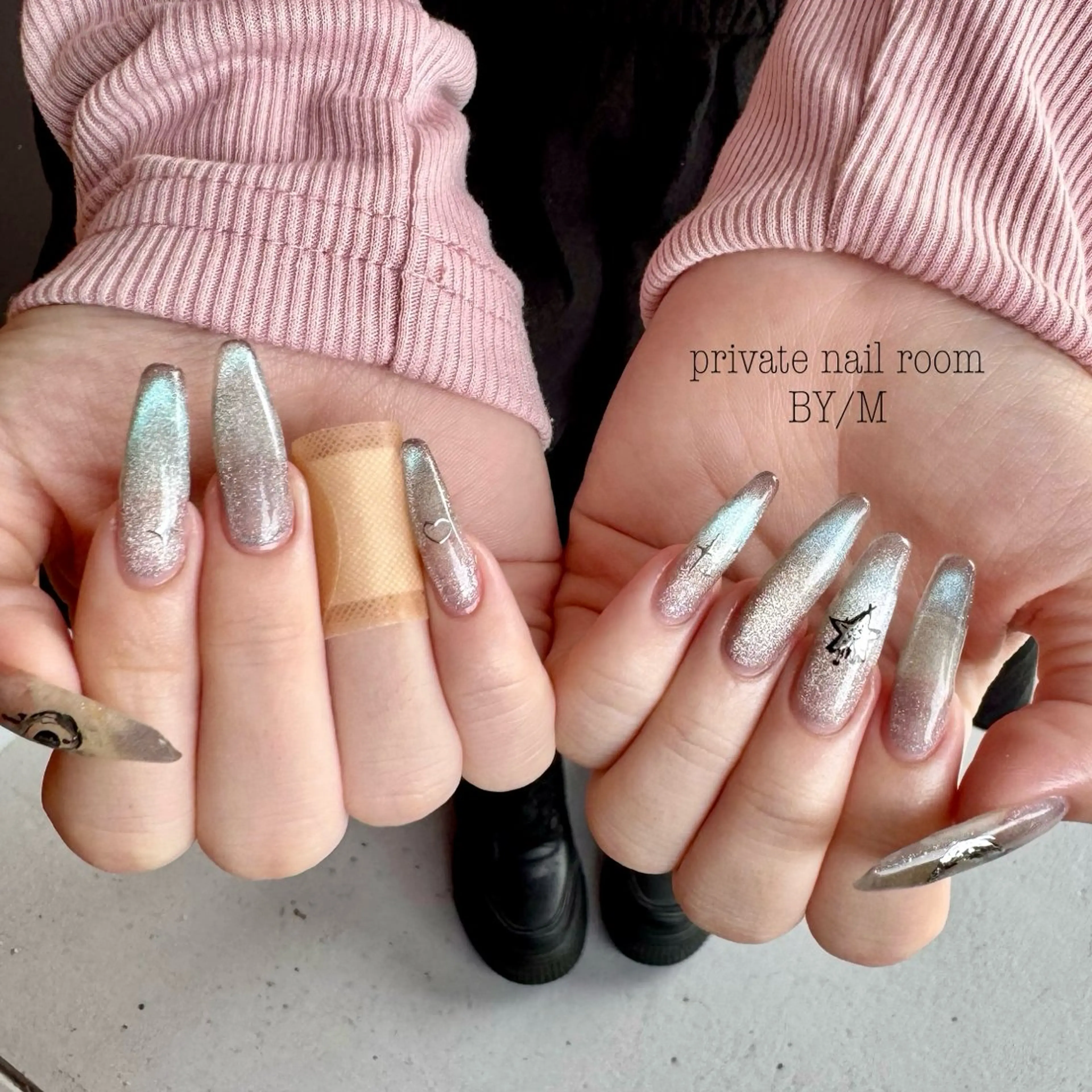 ネイル ブルー フレンチネイル マグネットネイル シルバー ハンドネイル BY / Mのネイルデザイン