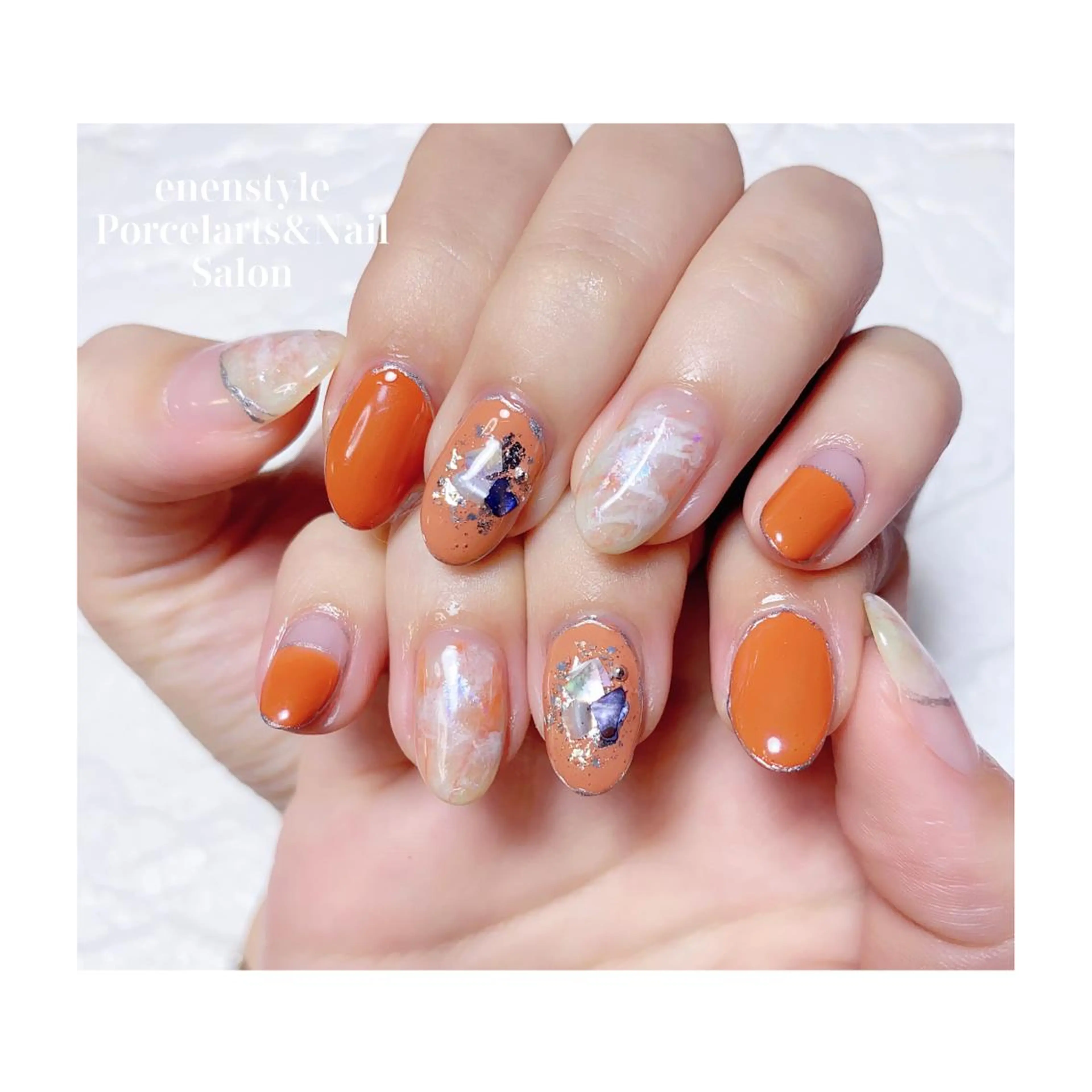 ミディアム ネイル ジェルネイル ニュアンスネイル オフィスネイル ワンカラーネイル パラジェル ハンドネイル 👑enen style👑のネイルデザイン