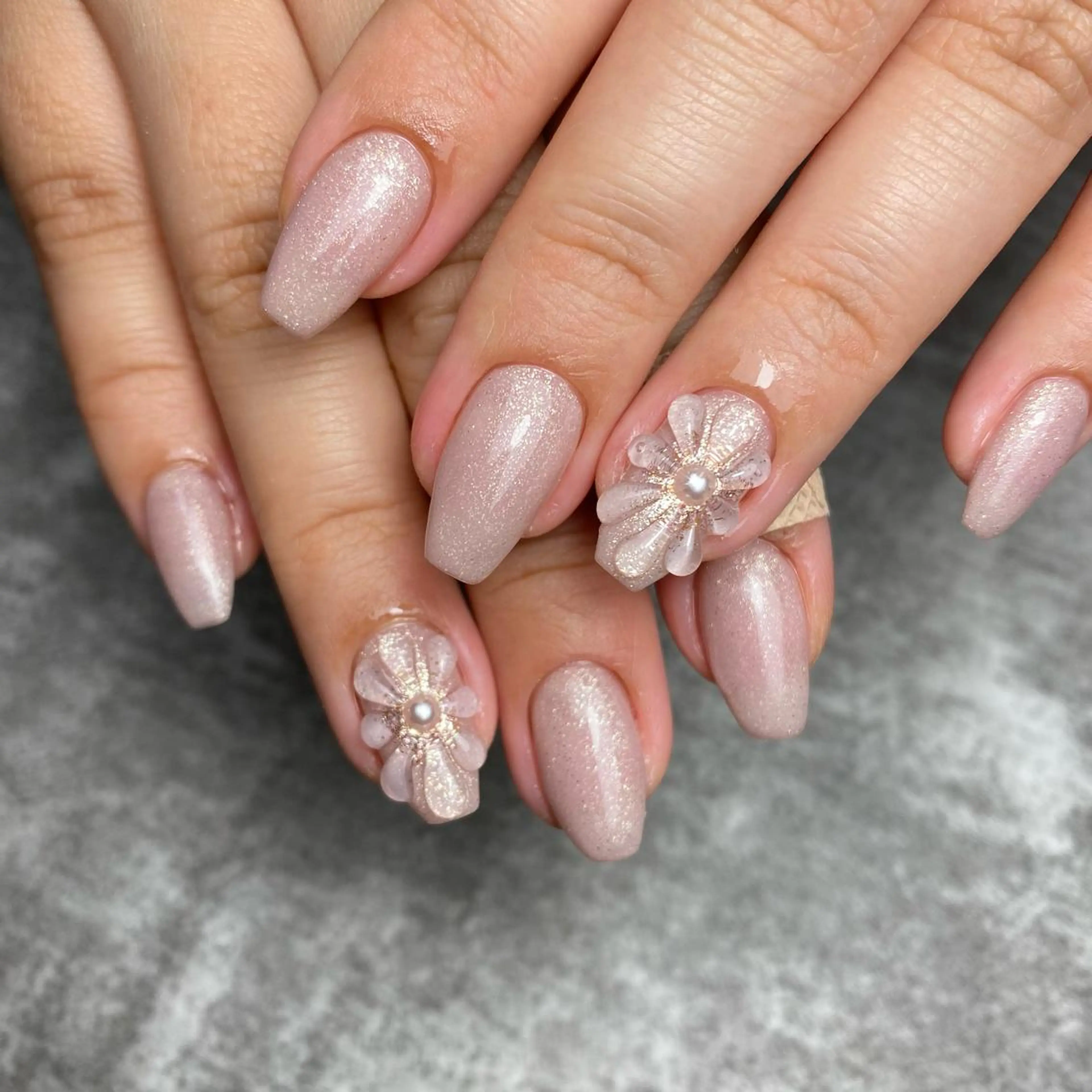 ネイル アートネイル フラワーネイル オフィスネイル シンプルネイル ハンドネイル yuki nail...のネイルデザイン