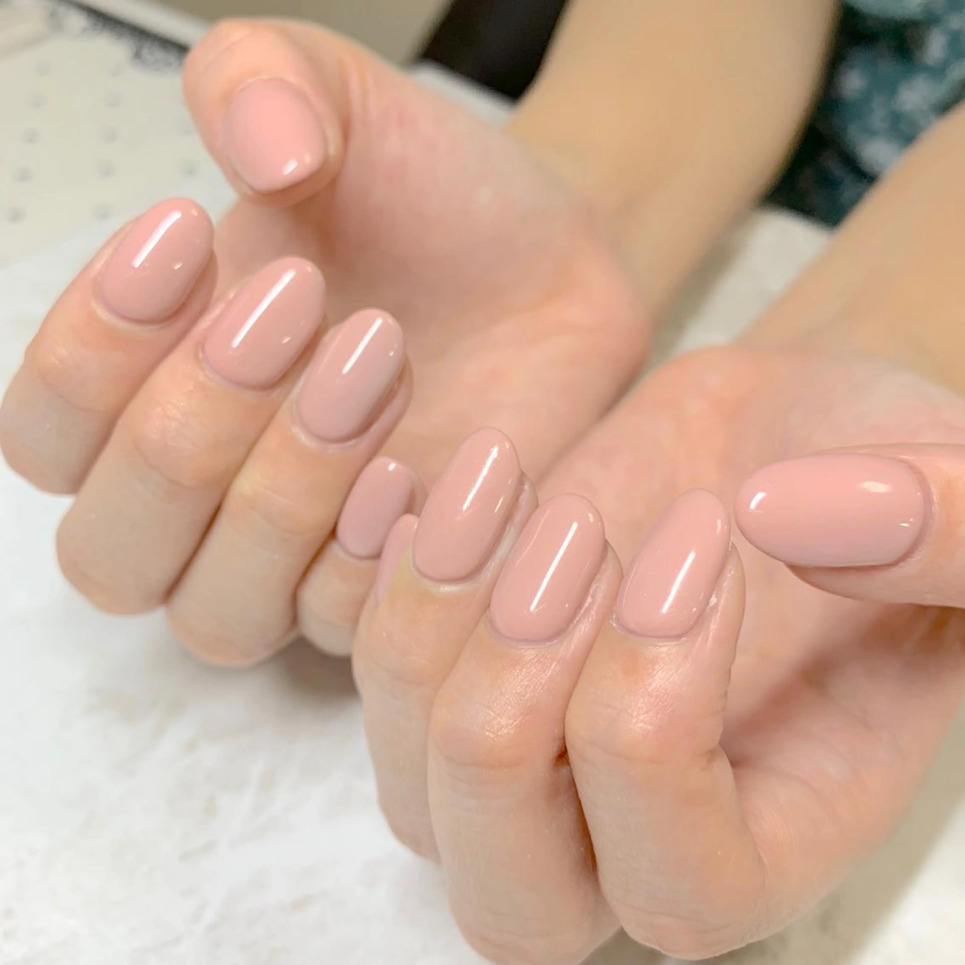 ネイル ワンカラーネイル ピンク ピンクベージュ LULU LIMAのネイルデザイン