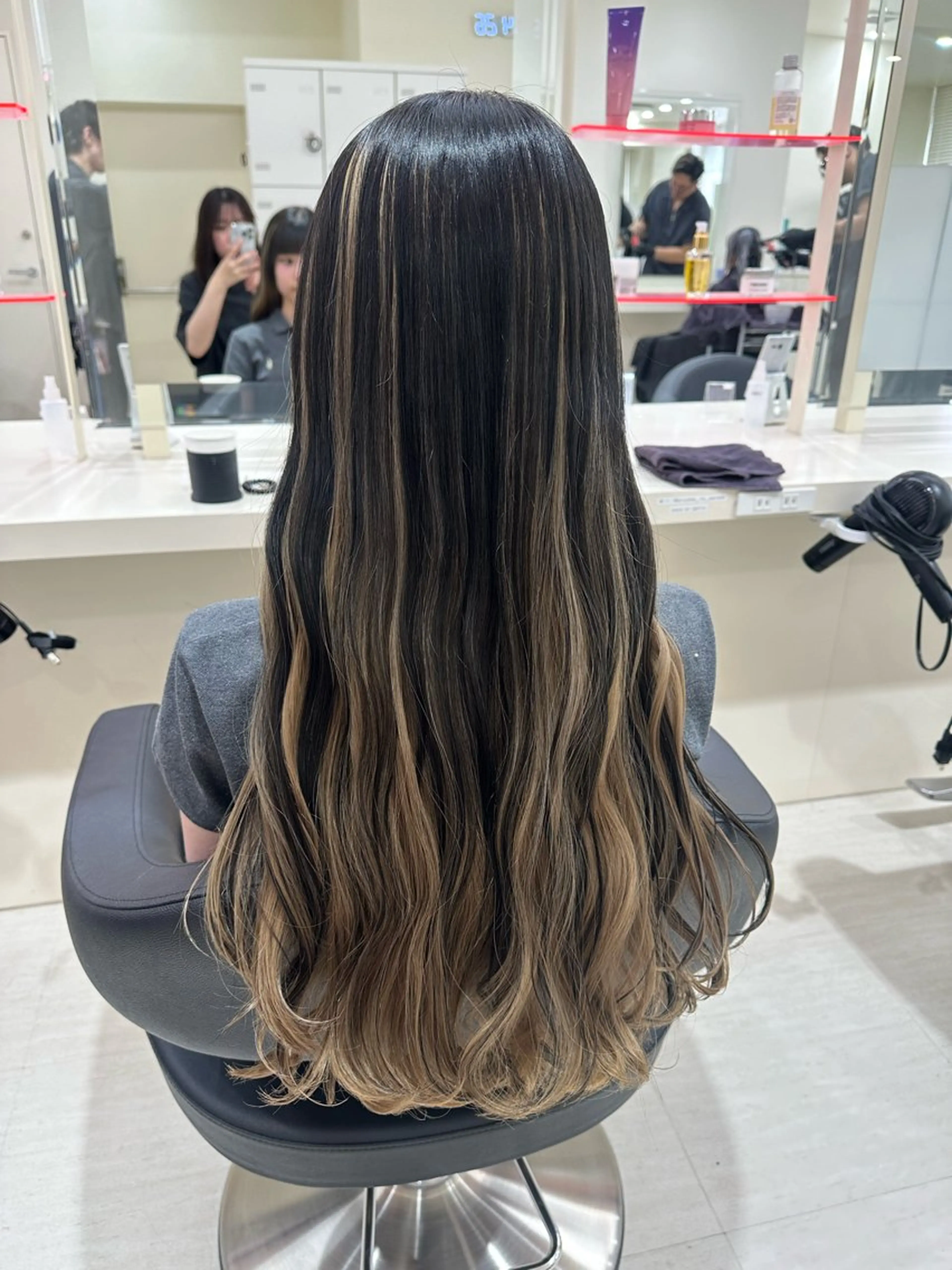 ロング カラー ヘアアレンジ 🎀 yuuka🎀のヘアスタイル