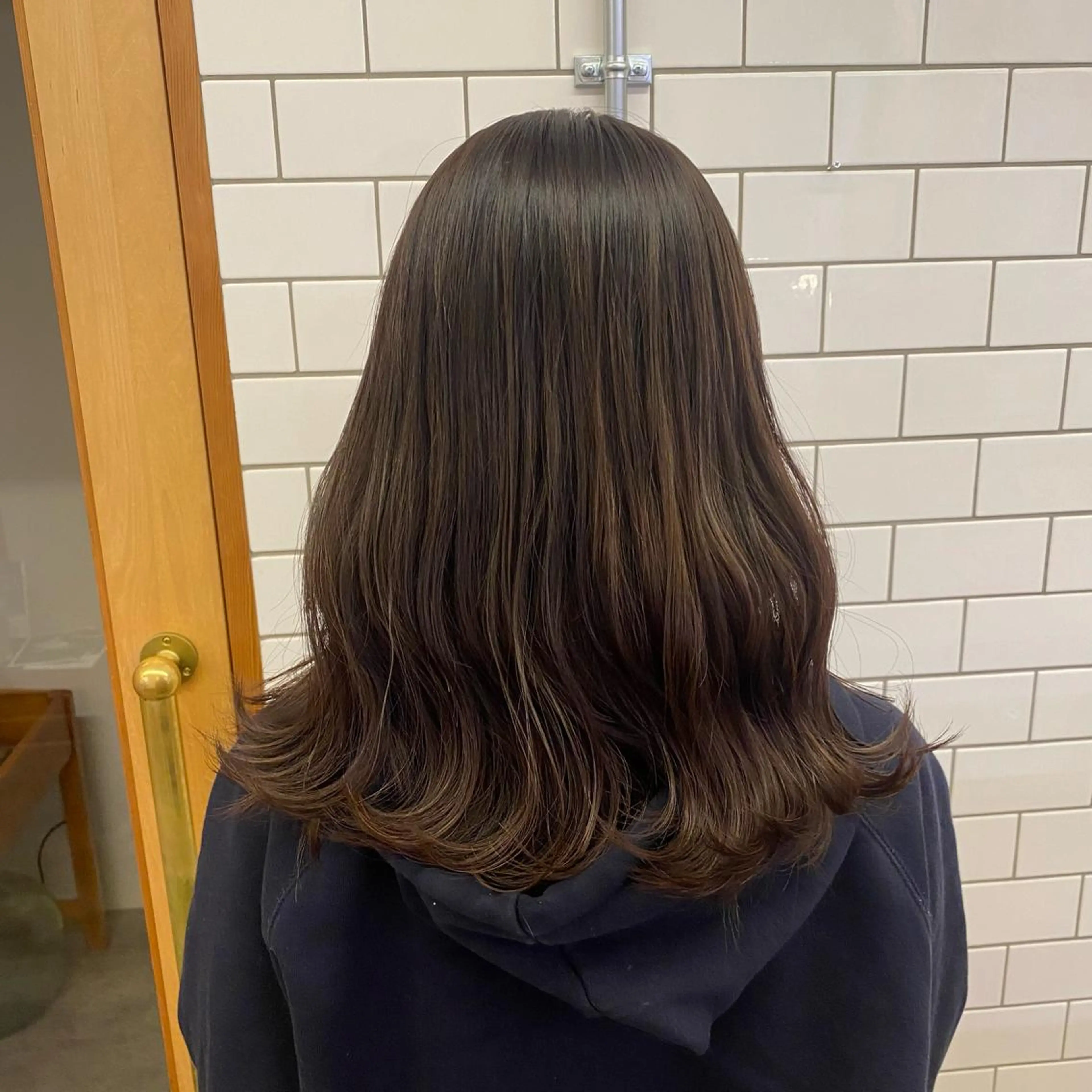 カラー 藤田 果穂のヘアスタイル