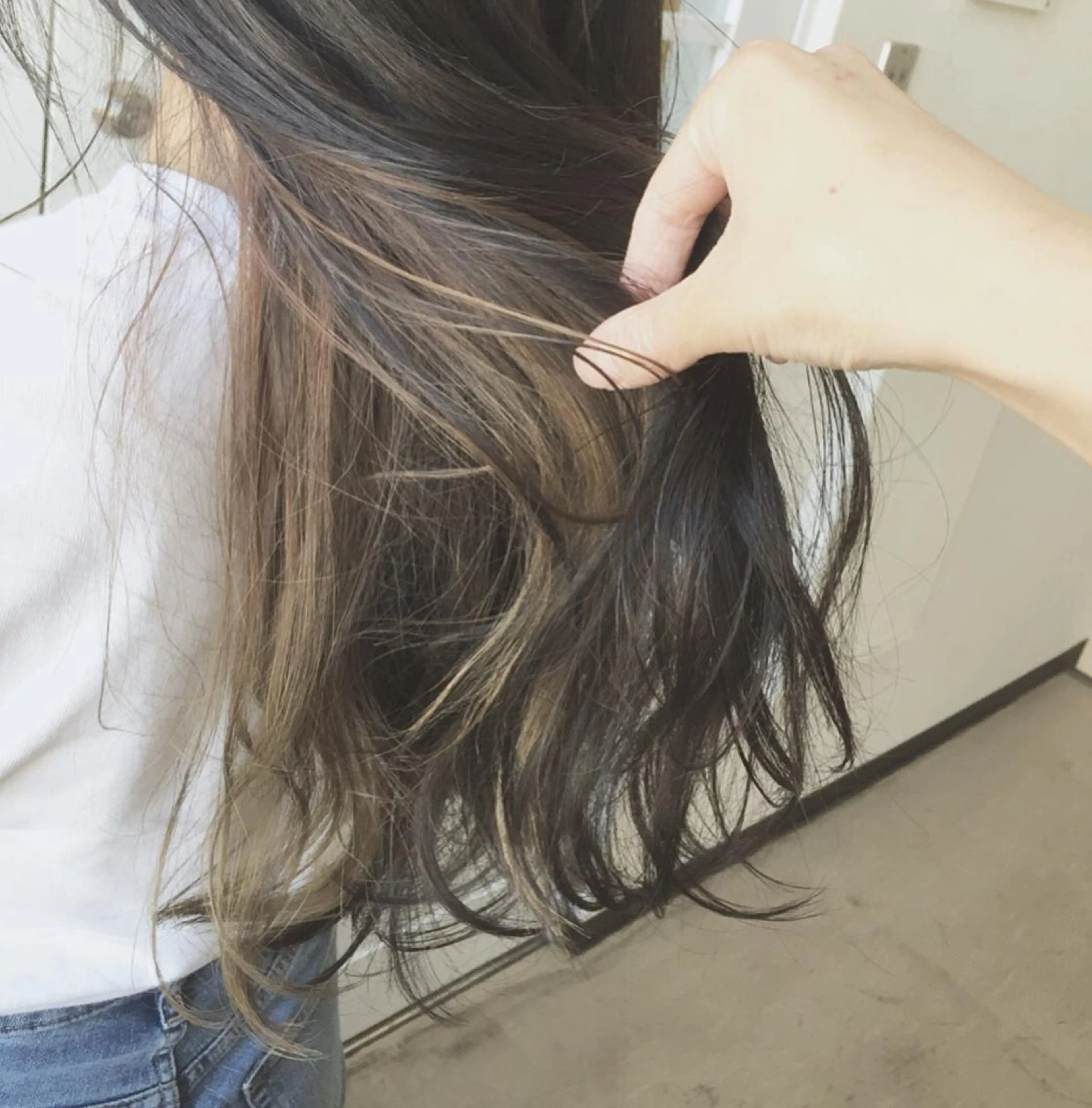 セミロング カラー ベージュカラー ブリーチ カット ヘアカラー トリートメント 小木曽智美 /ボブ/ショートのヘアスタイル