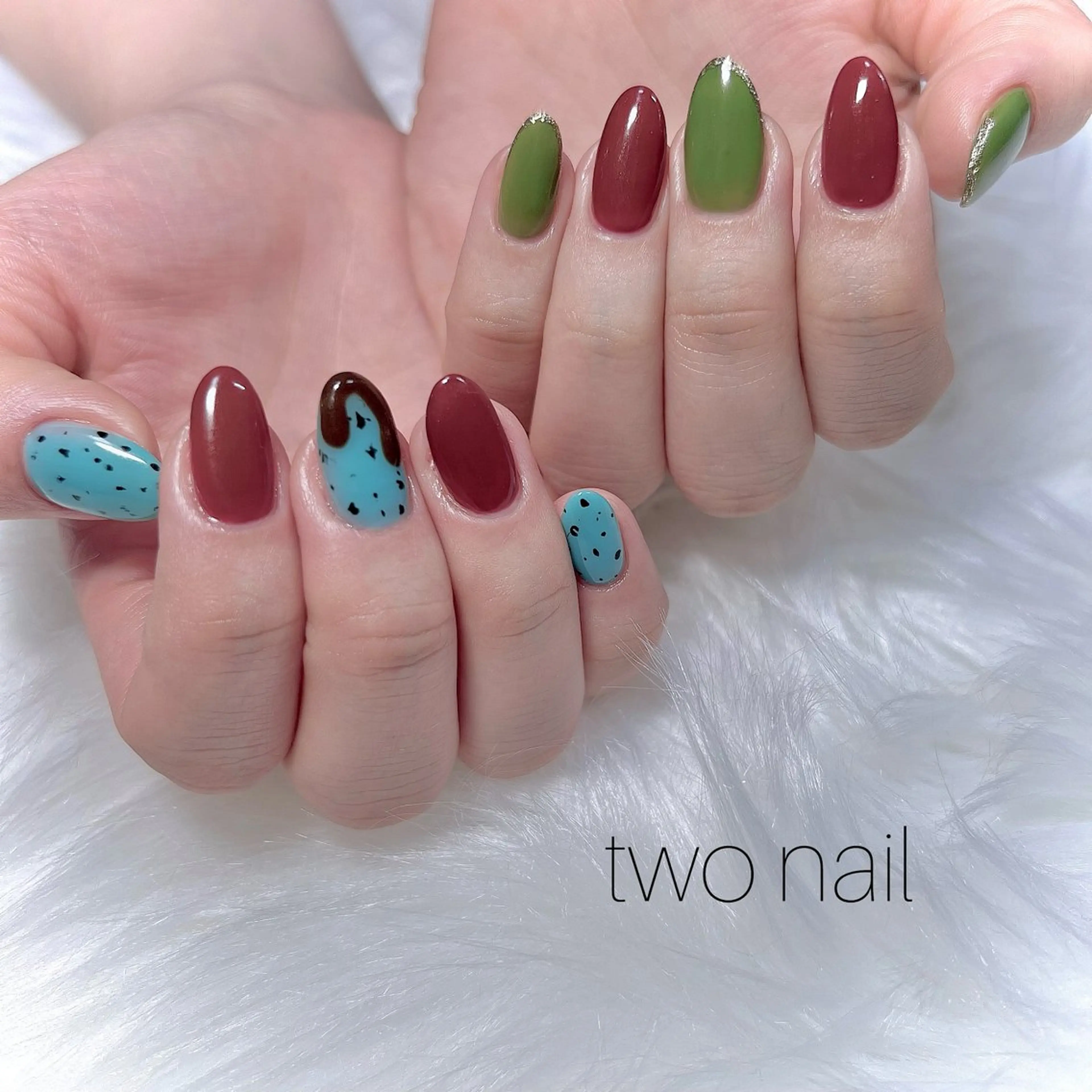 ネイル ネイルチップ ホワイト ハンドネイル two nailのネイルデザイン