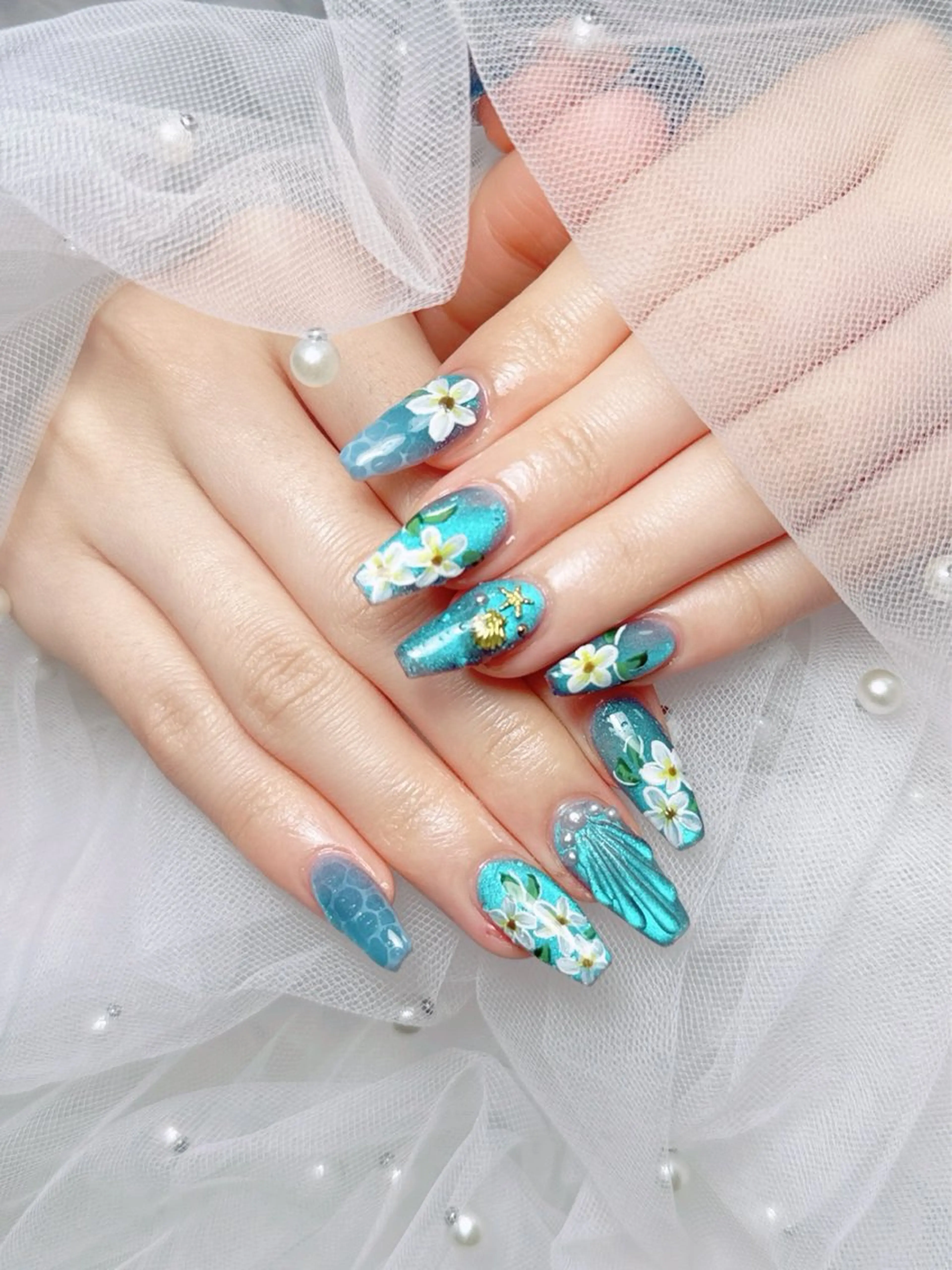 ネイル フレンチネイル ハート 韓国ネイル マグネットネイル マグネットフレンチ ハンドネイル ネイルサロン lotusのネイルデザイン