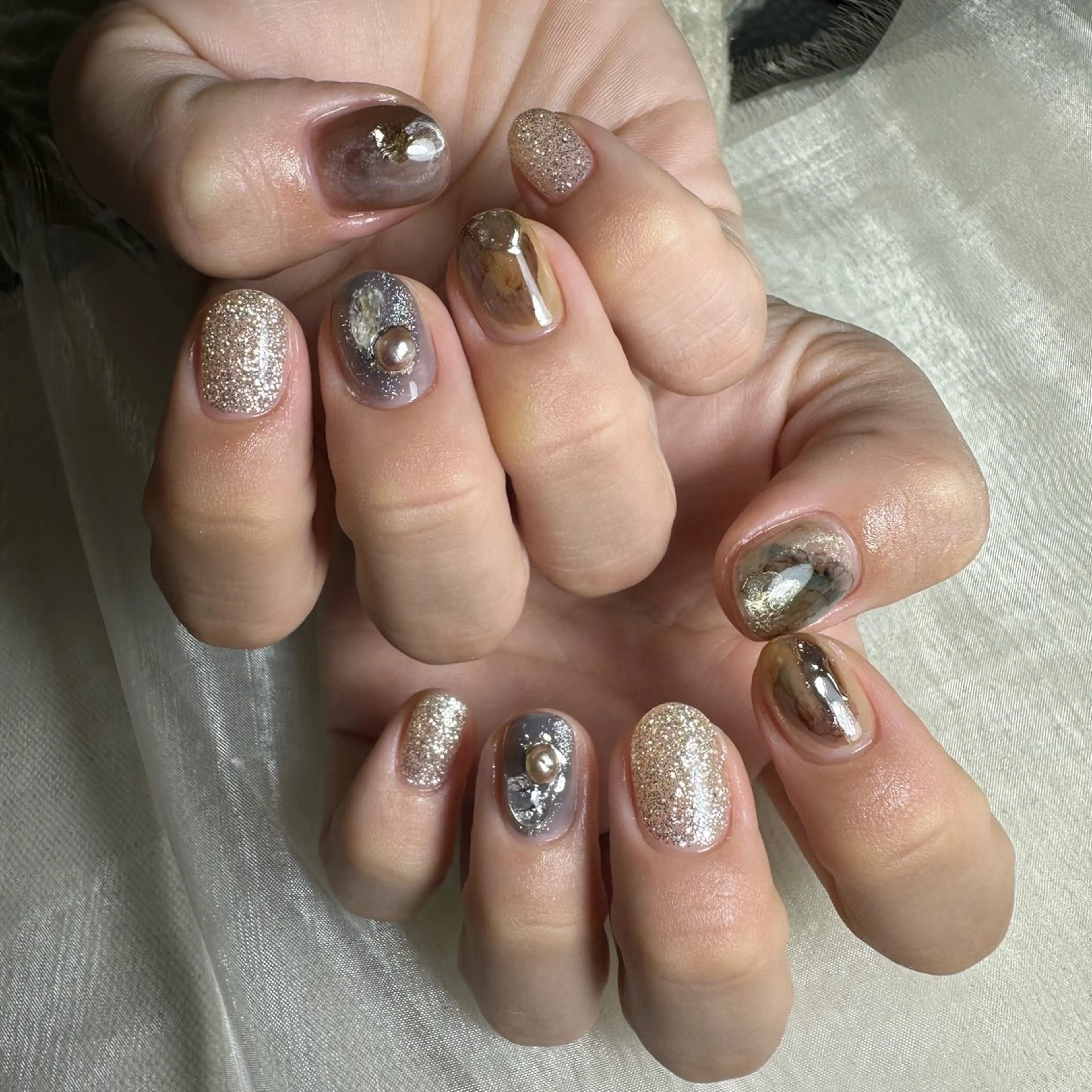 ネイル ハンドネイル repos~ルポ~所属・里見 麗のネイルデザイン