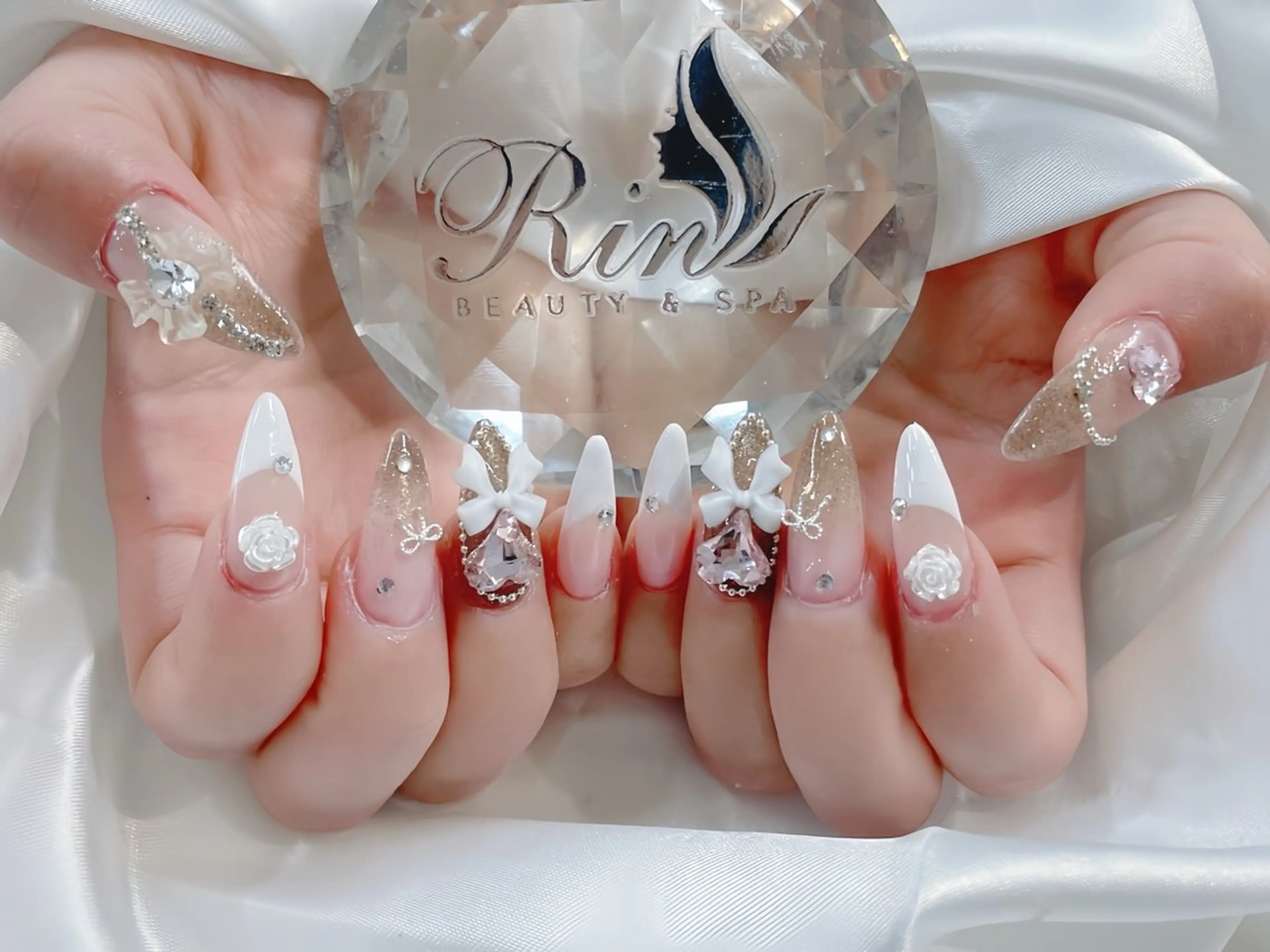 ネイル アートネイル ジェルネイル ロングネイル ニュアンスネイル スカルプネイル ハンドネイル Rin Nail 新大久保店のネイルデザイン