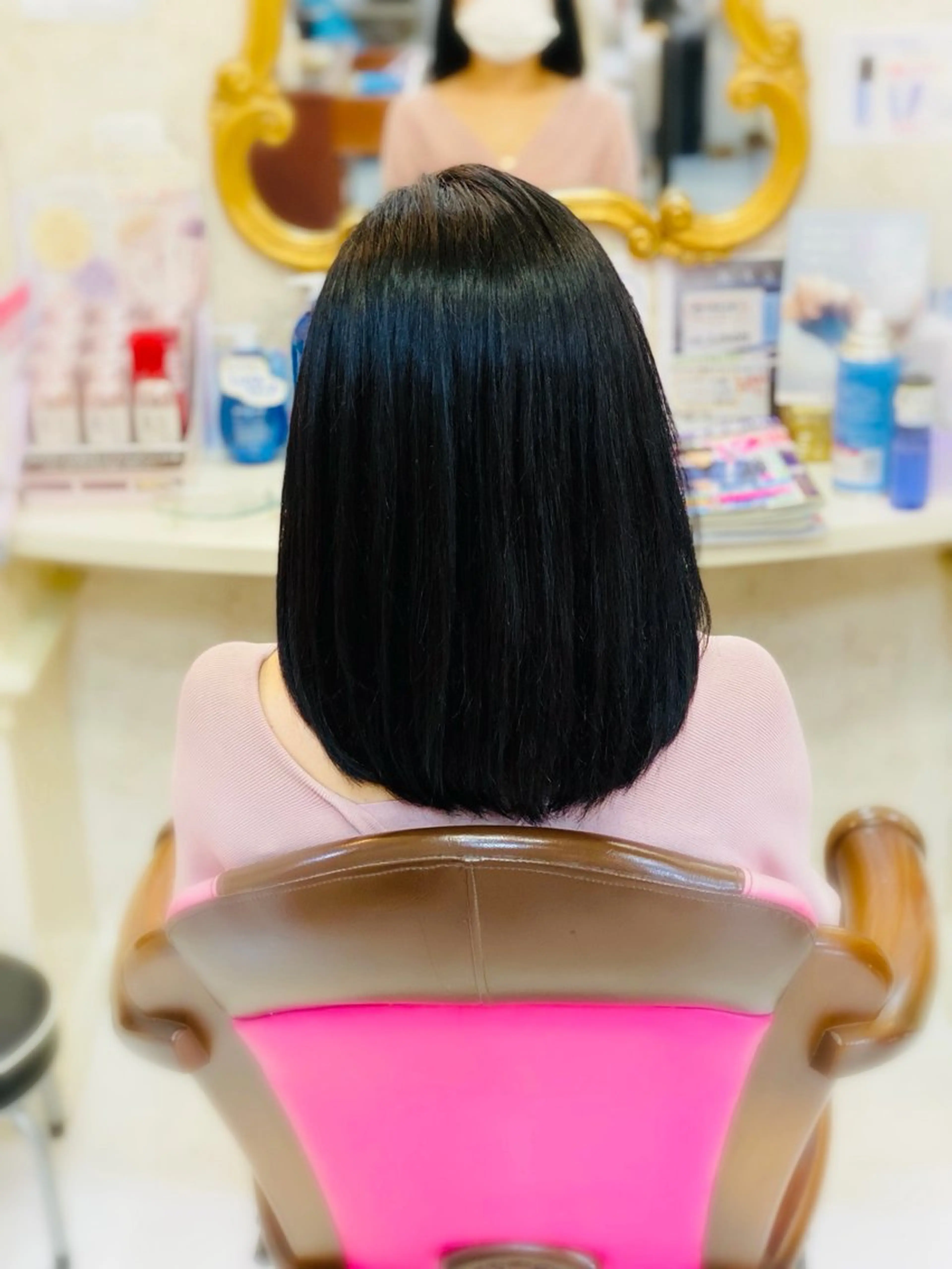 ミディアム カット 菅沼 美咲のヘアスタイル