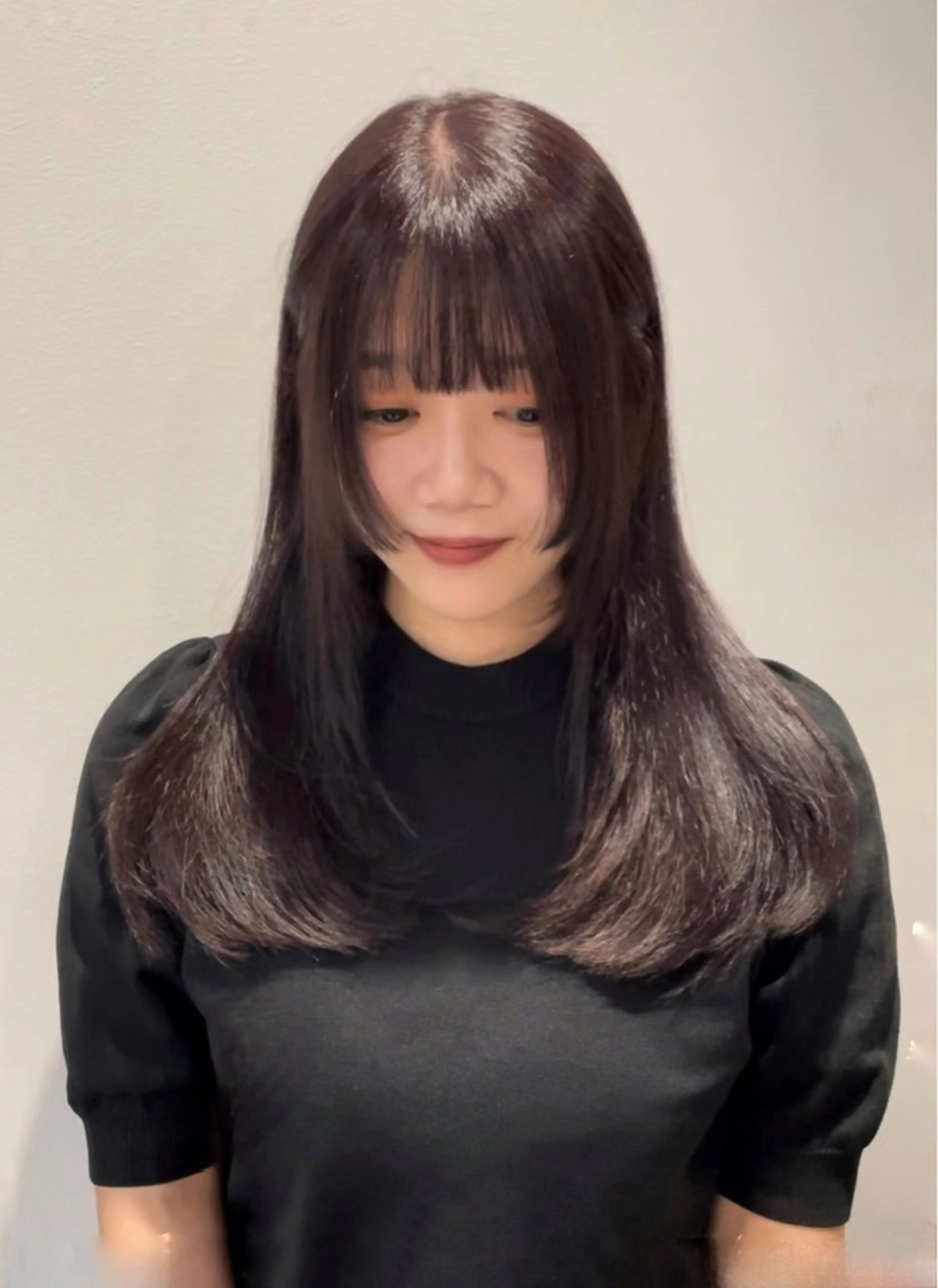 セミロング 銀座／レイヤーカット 🤍内野すみれのヘアスタイル