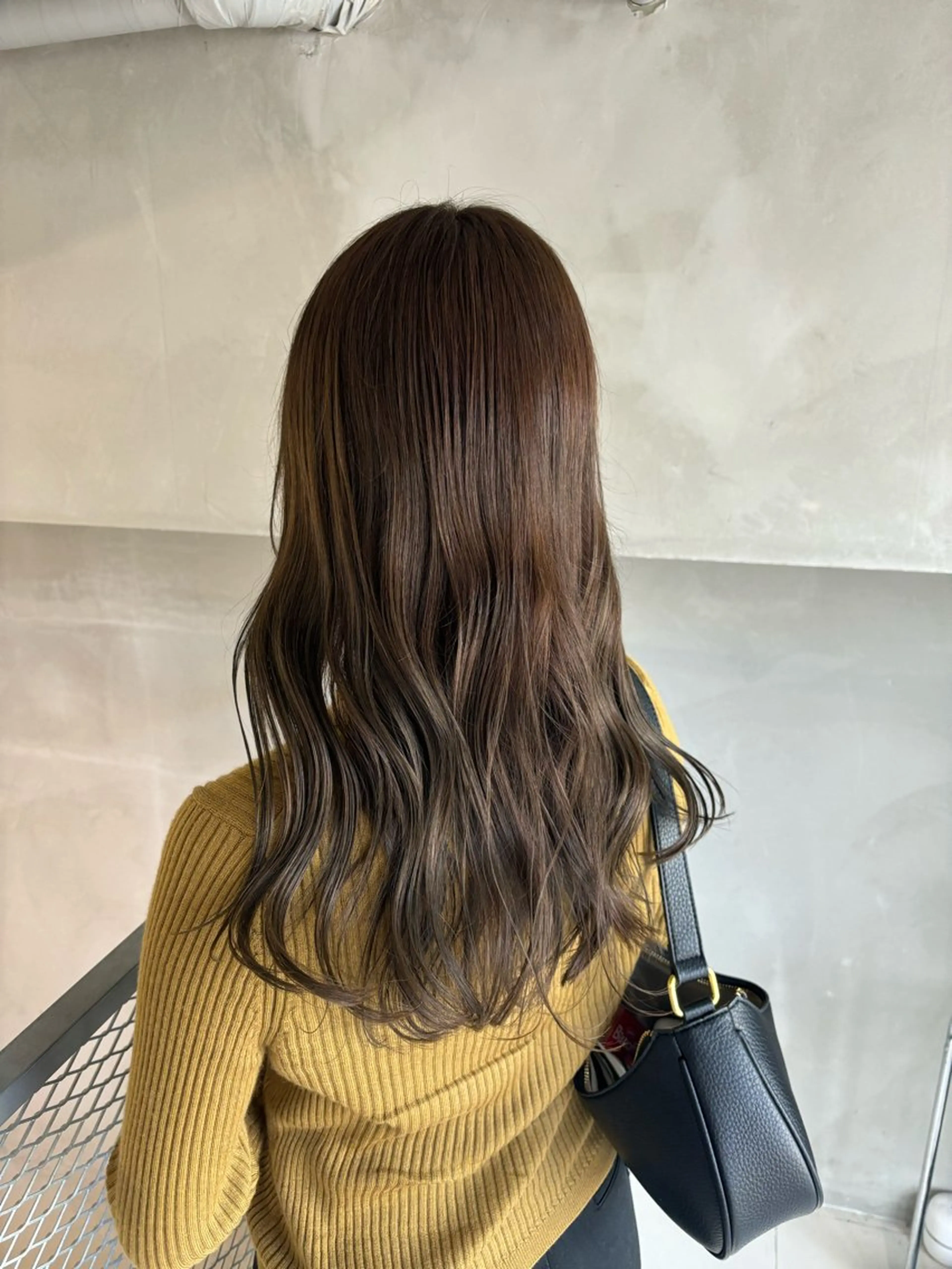 カラー 透明感カラー 🧸ミルクティー／ 顔周りレイヤー/ミクのヘアスタイル