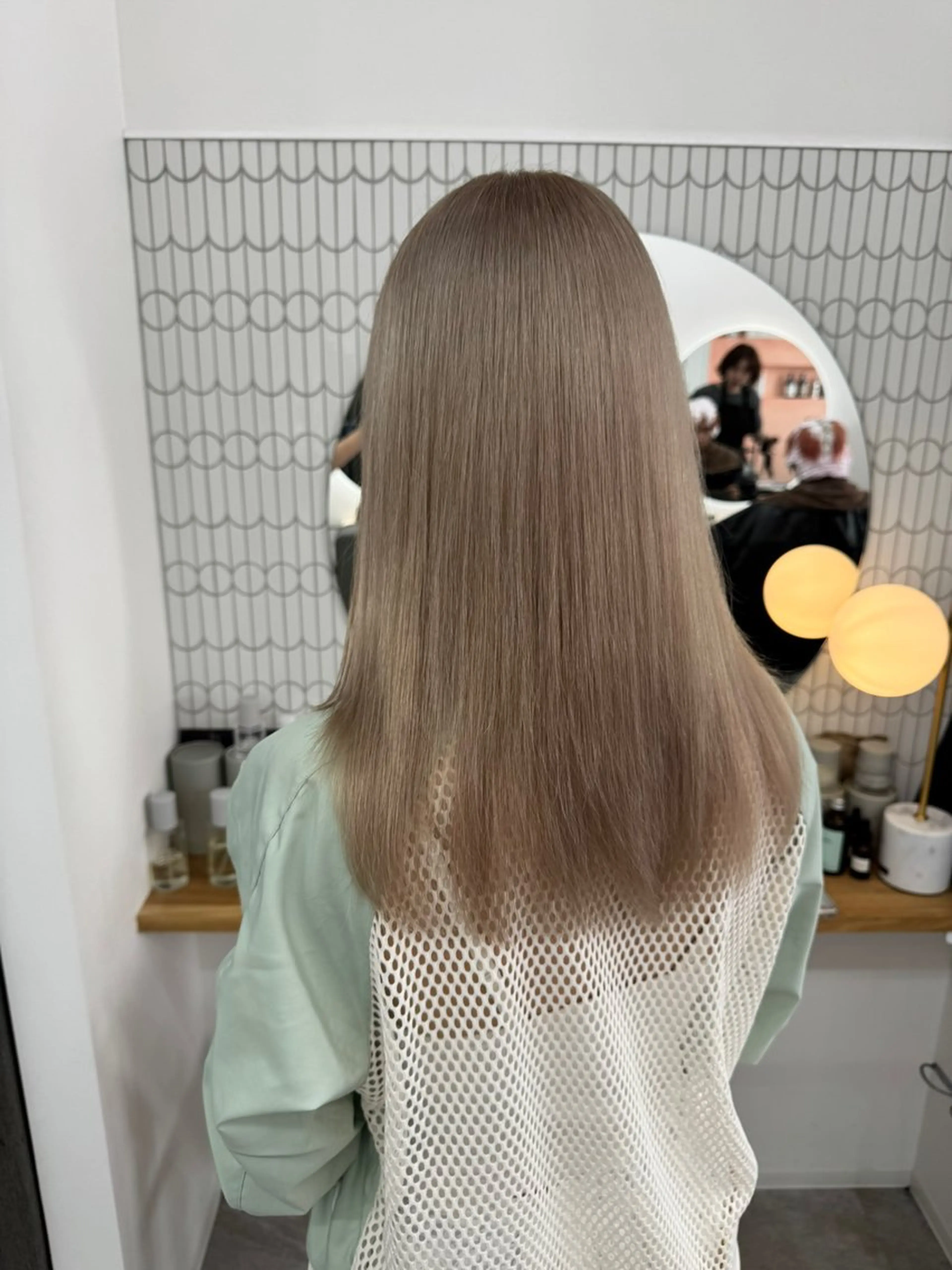 ロング レイヤーカット ベージュ/KANAのヘアスタイル