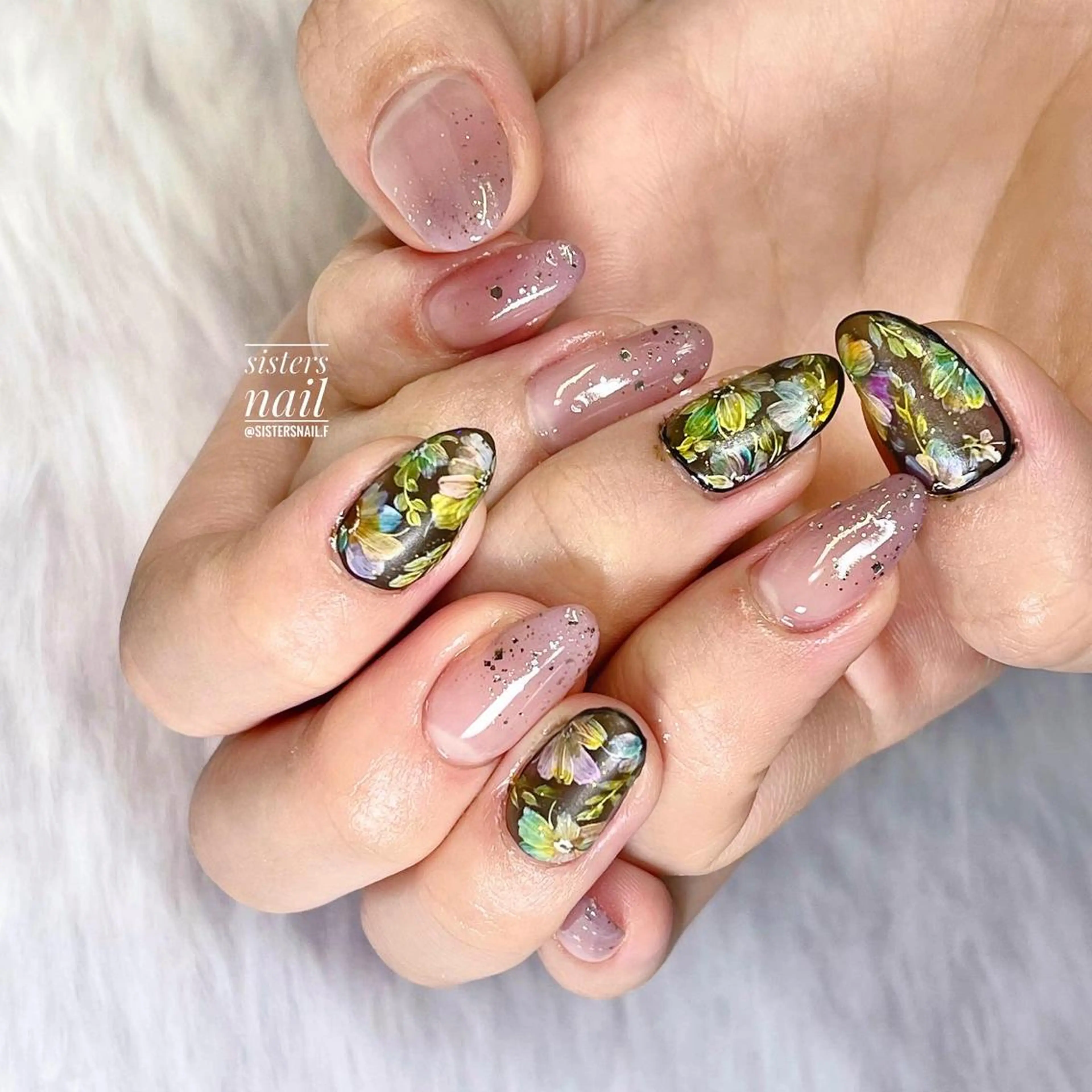 ネイル アートネイル ジェルネイル ハロウィン ニュアンスネイル ホワイト sisters nail.fのネイルデザイン