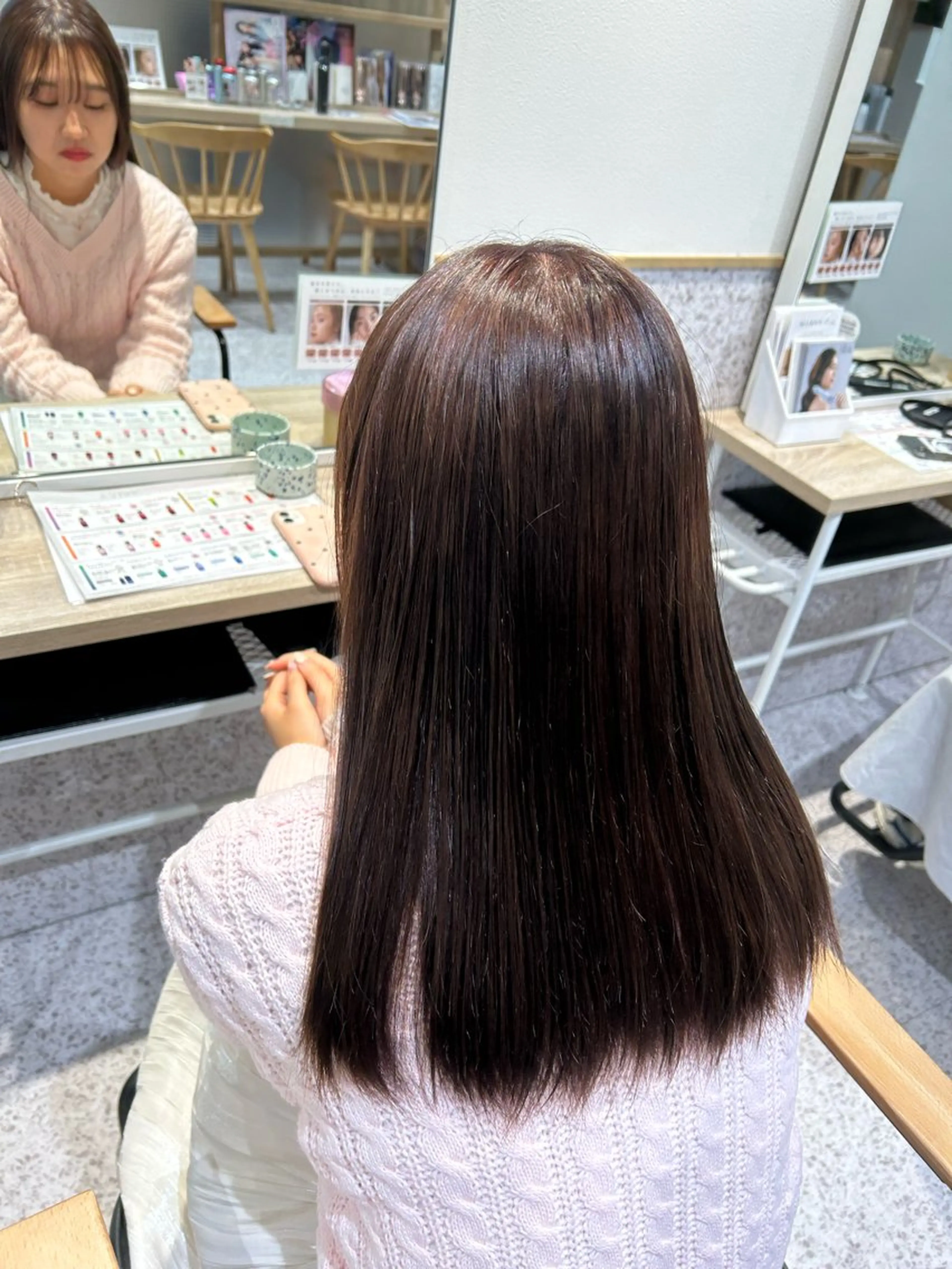 カラー ダブルカラー イヤリングカラー ハイトーンカラー インナーカラー 髪質改善 ヘアカラー ♡ハイトーン★ ネイル/しの♡のヘアスタイル