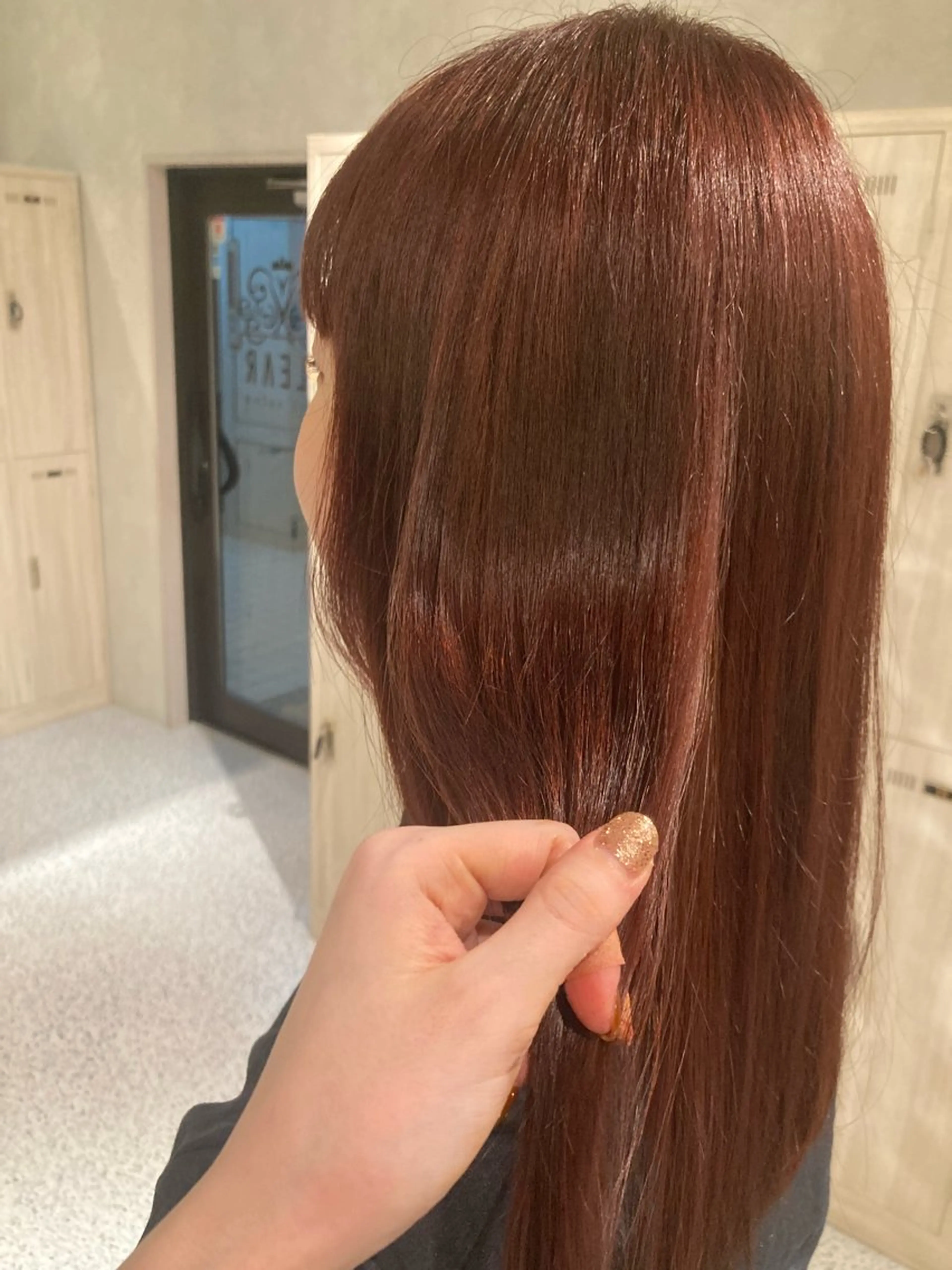 ミディアム オレンジブラウン ヘアカラー 髪質改善 TOMOMIのヘアスタイル