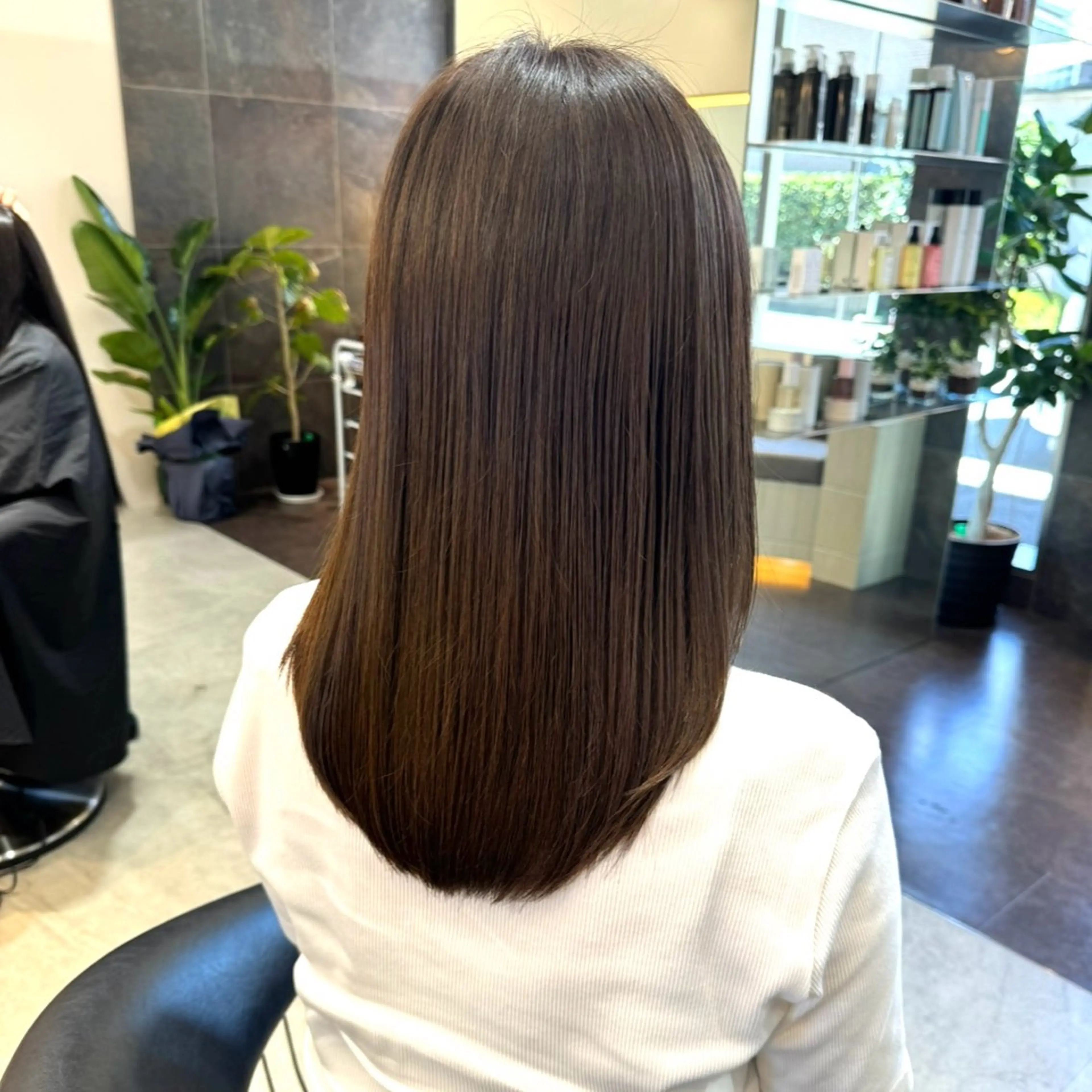 セミロング カラー カット ヘアカラー Lond Loire 門前仲町駅 徒歩3分のヘアスタイル