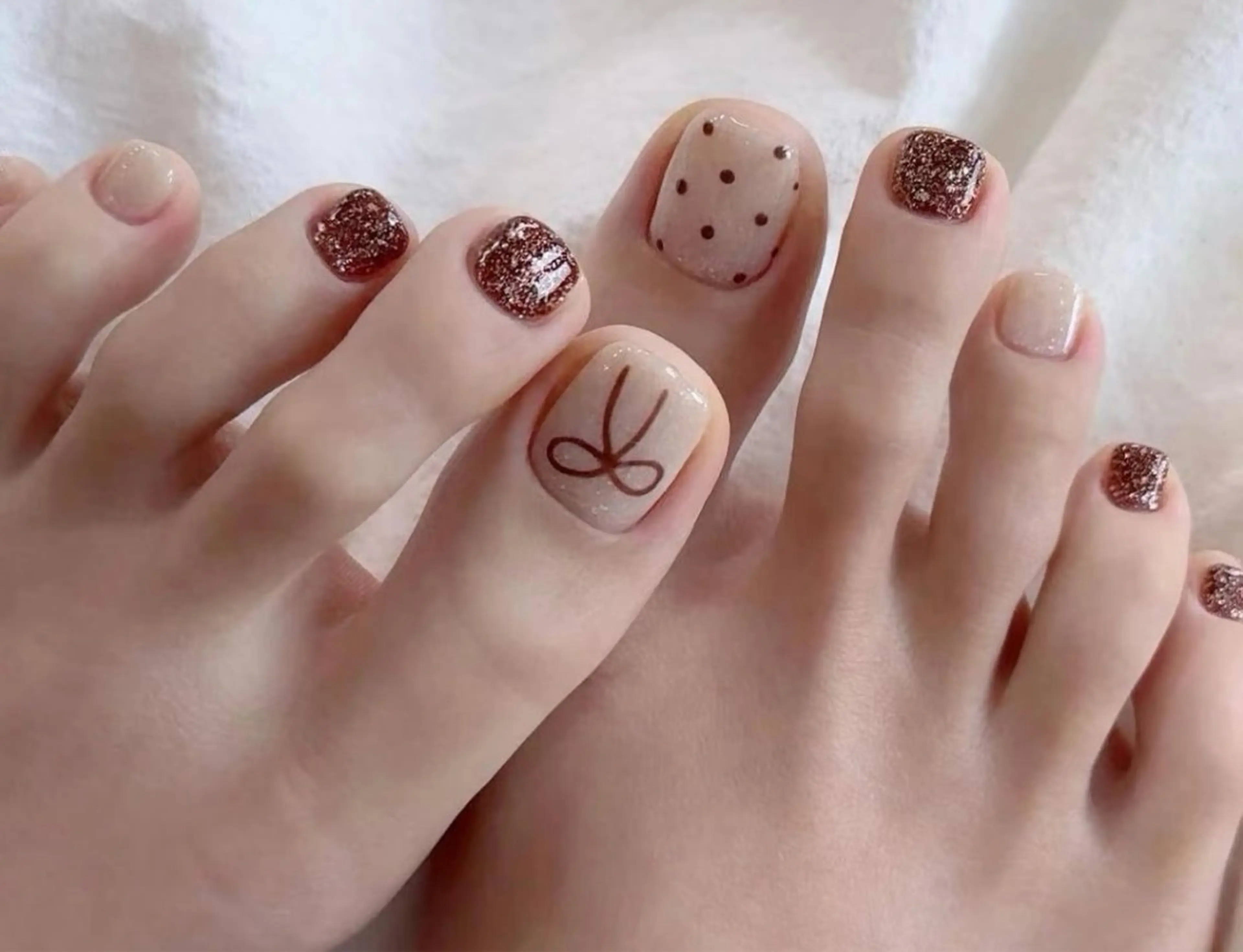 ネイル フットネイル Luvia Ginzaのネイルデザイン