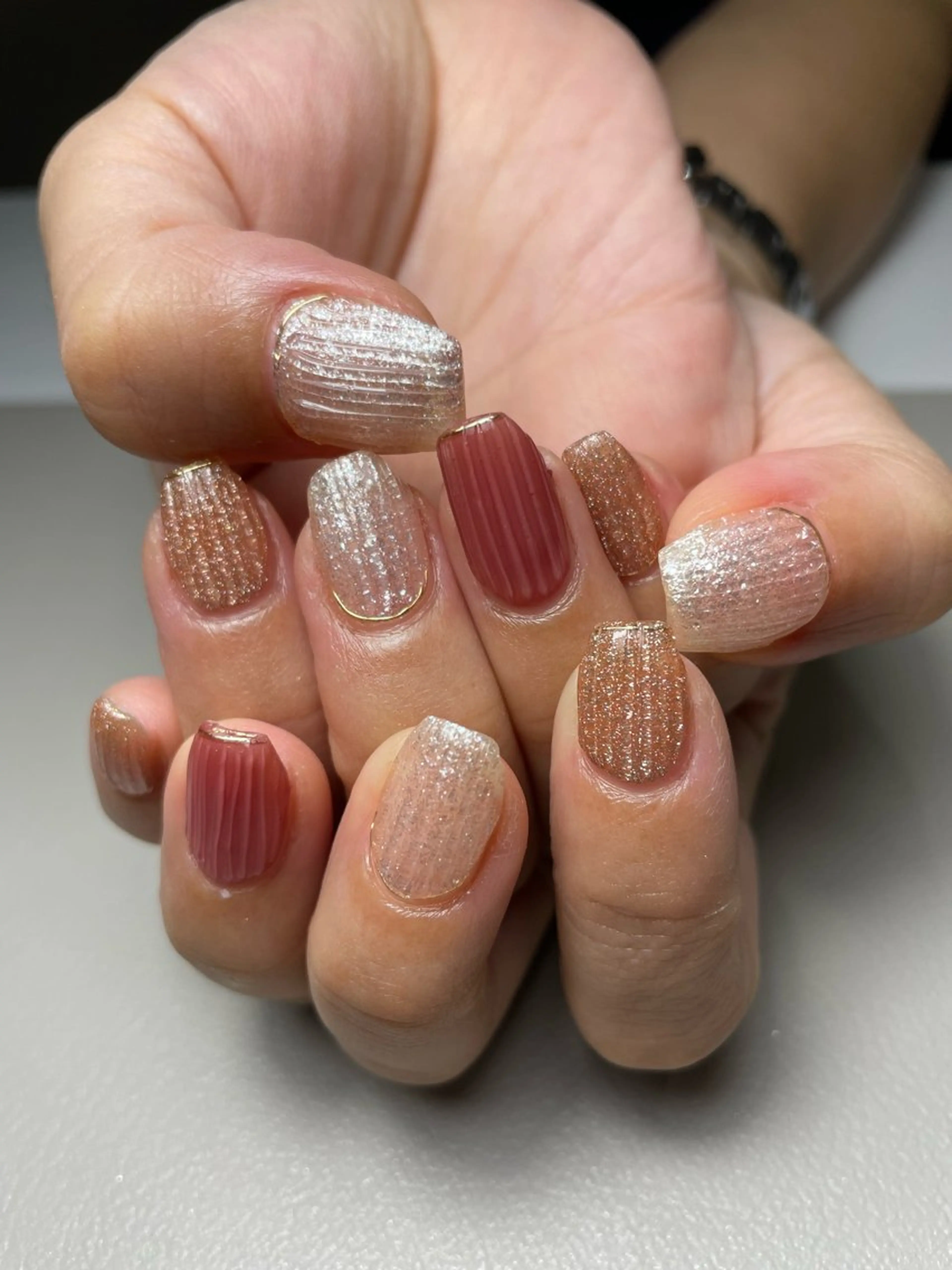 ミディアム Nail Salon Ｏｌｕ.のネイルデザイン