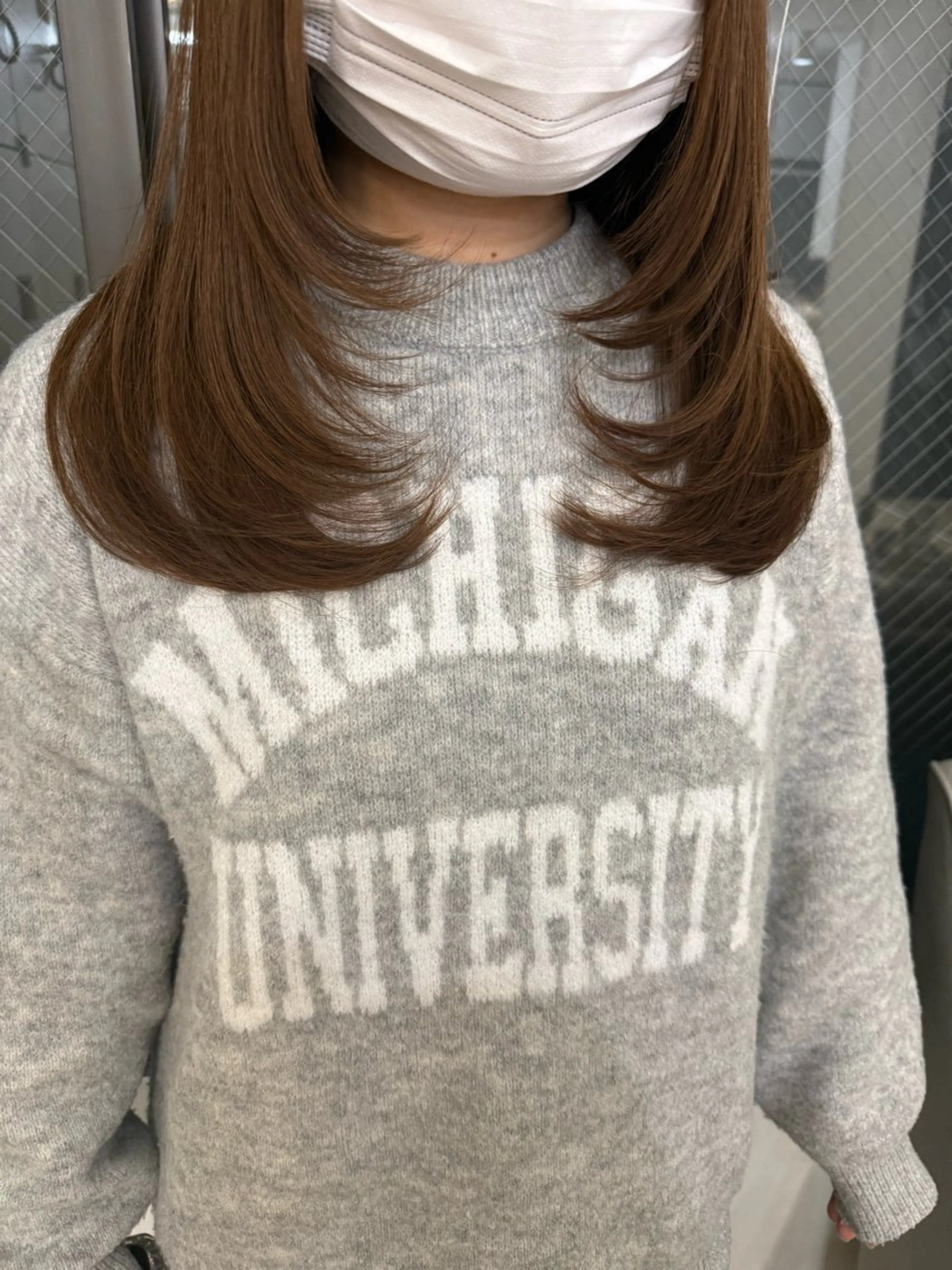 セミロング Rinka/レイヤー /透明感カラーのヘアスタイル