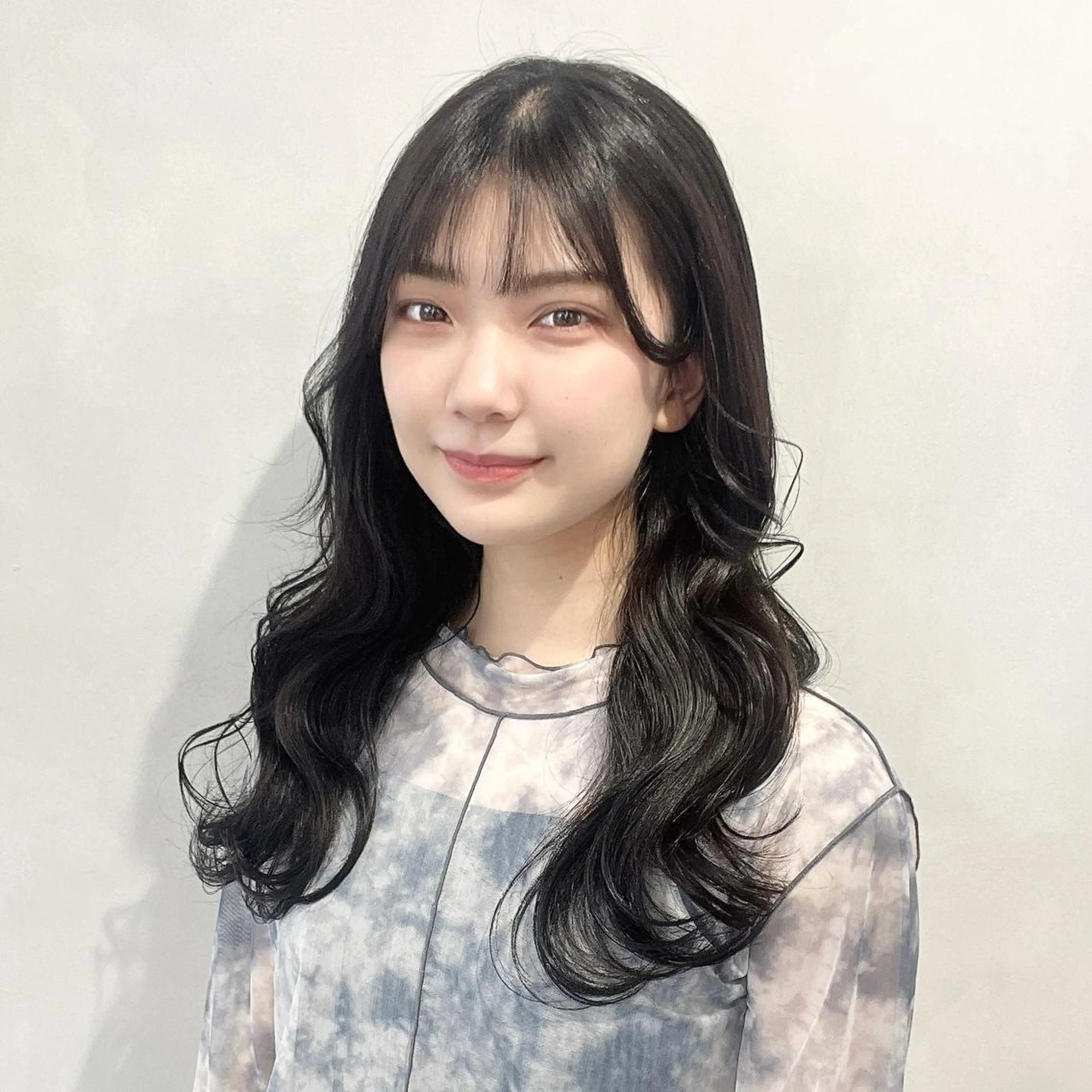 ロング カラー カット ヘアカラー トリートメント 🩵ブリーチカラー 🐈MIORI🩵のヘアスタイル