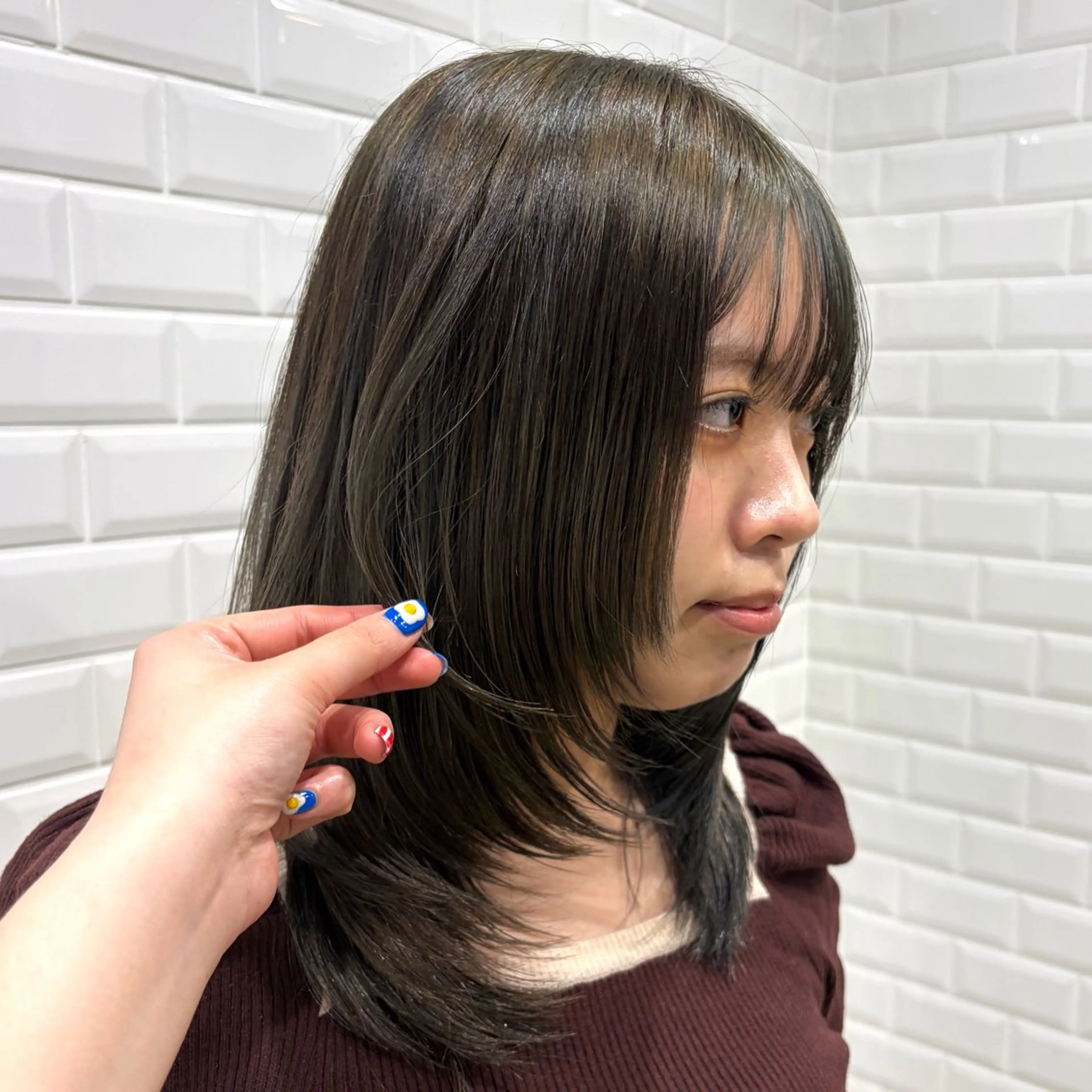 ミディアム カラー APPiiS所属・オノデラ ハヅキのヘアスタイル