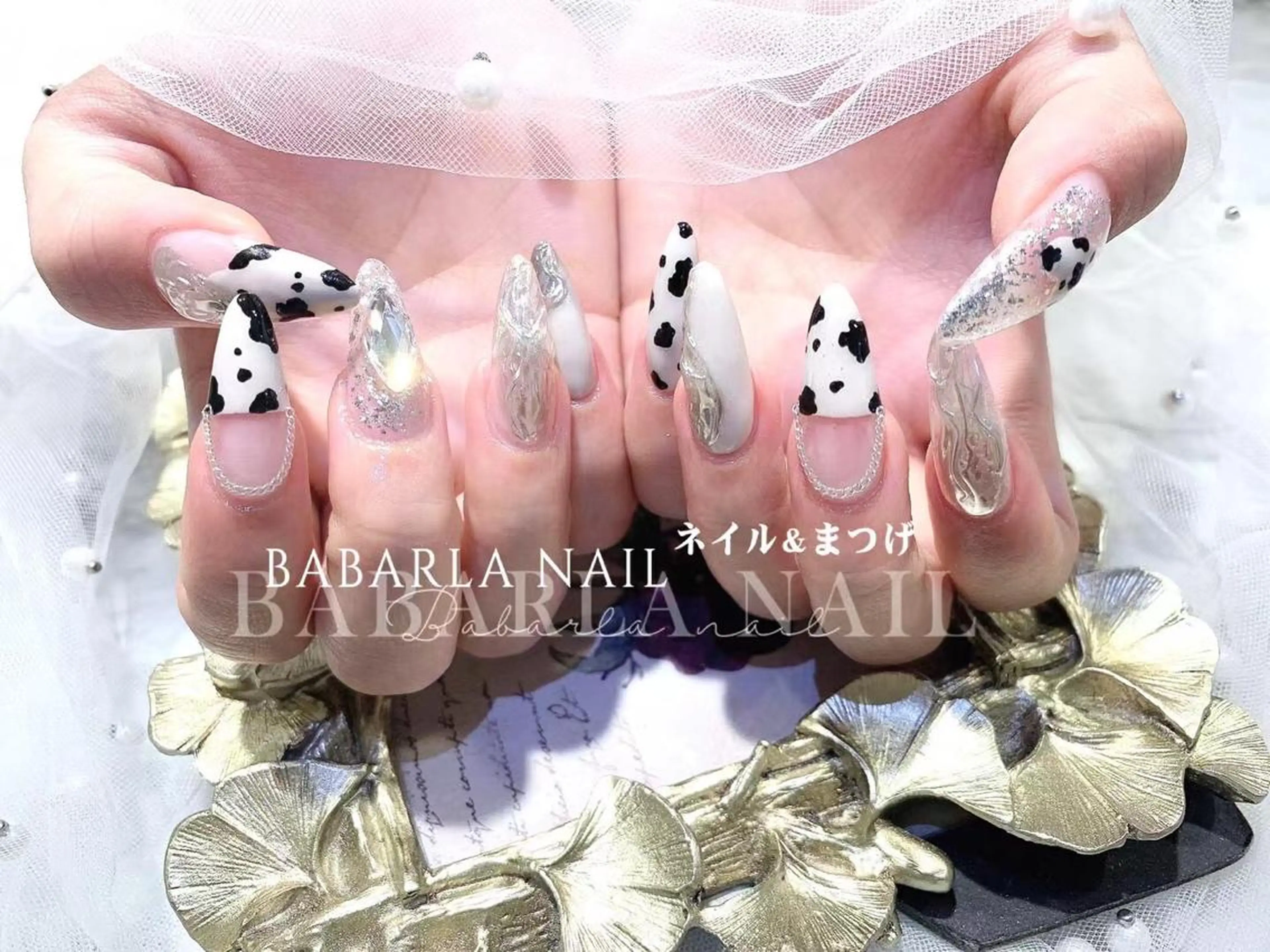 ネイル ミラーネイル Babarla Nailのネイルデザイン