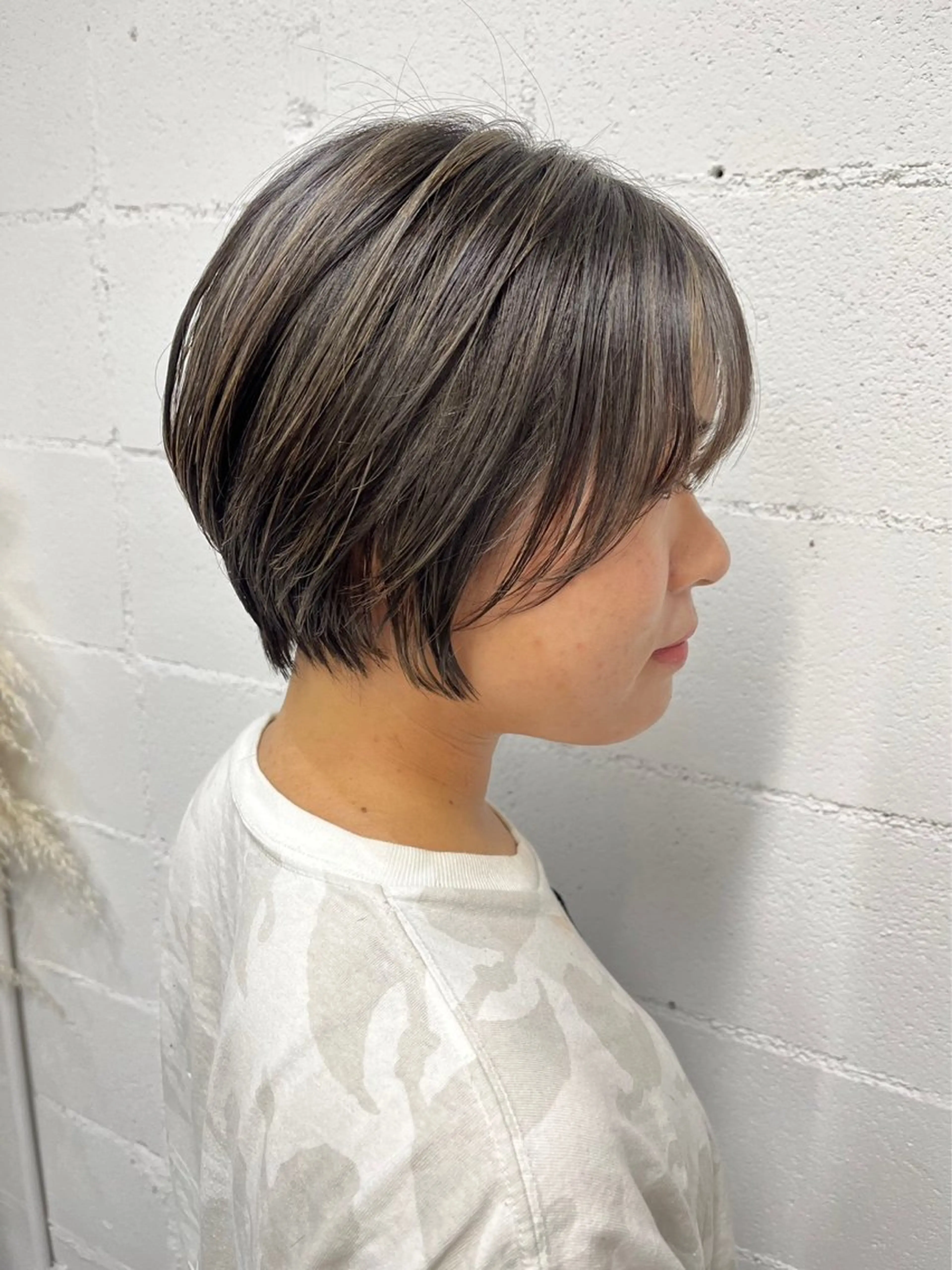 ショート ハイトーン/ダブル カラー/akihoのヘアスタイル