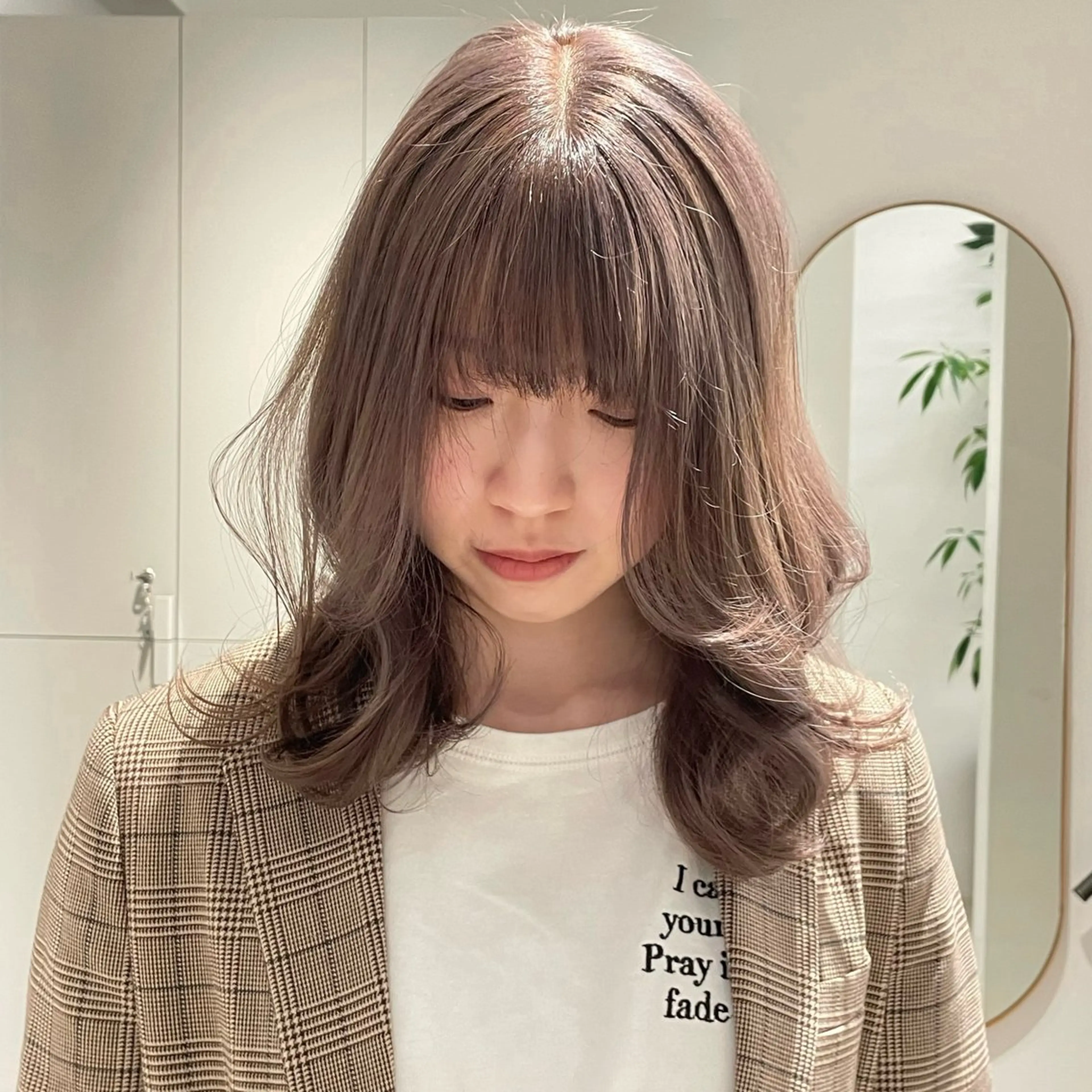 ミディアム 盛れる透明感カラー・ momokaのヘアスタイル
