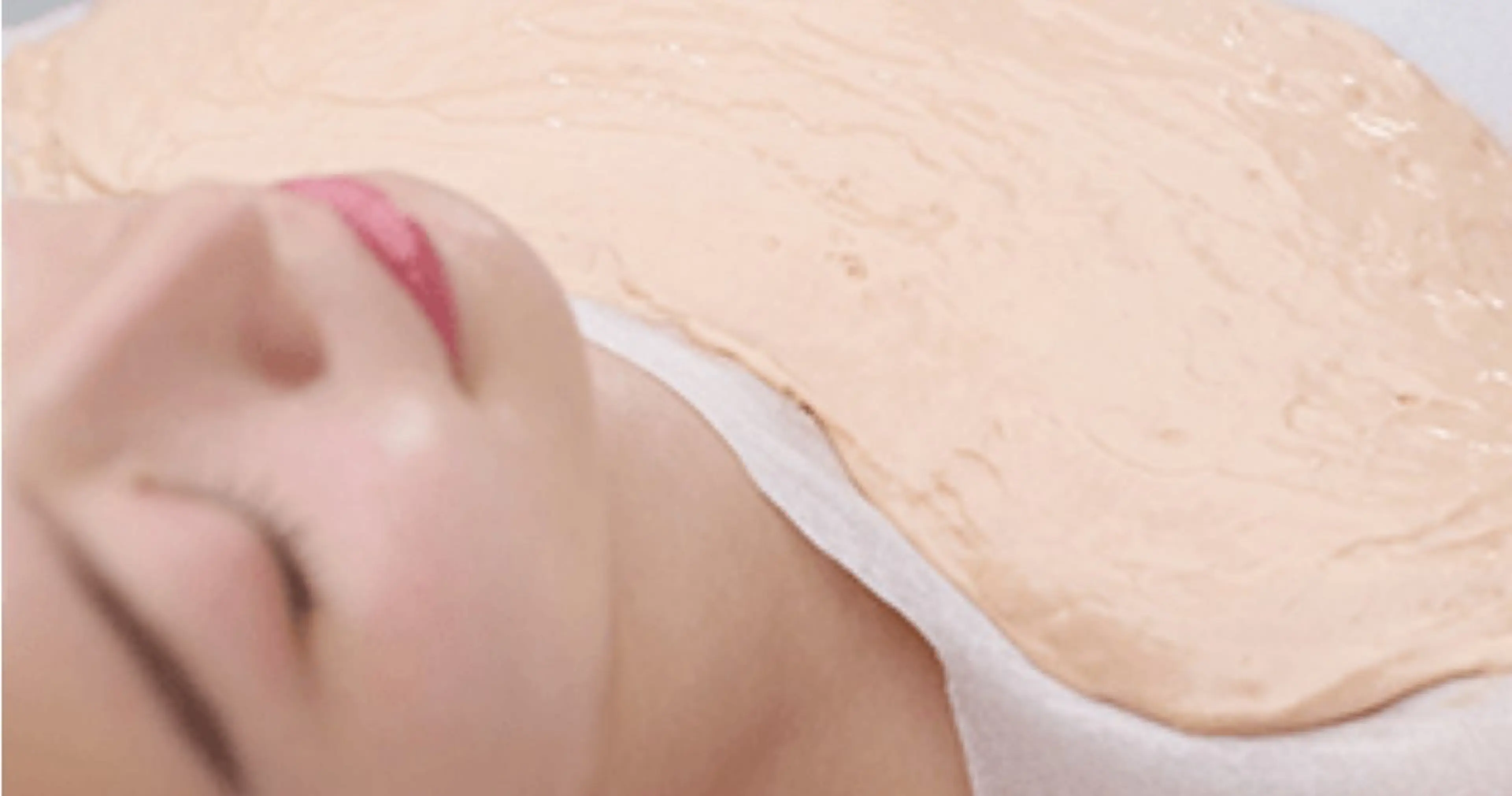 【保湿力アップ！⤴️】フェイシャルエステ(デコルテパック付き)の写真