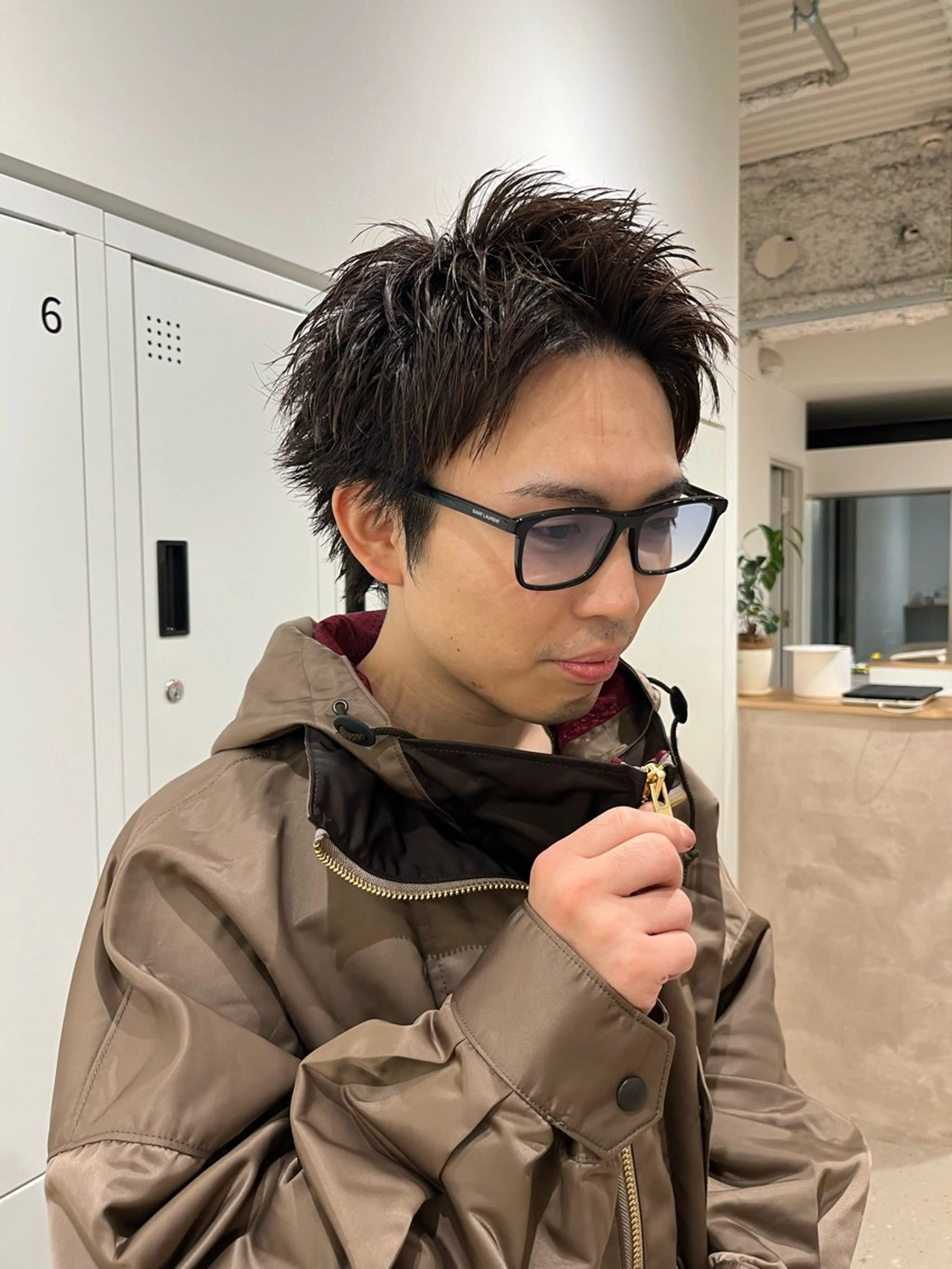 メンズ スパイキーショート 箱崎 凪沙のヘアスタイル