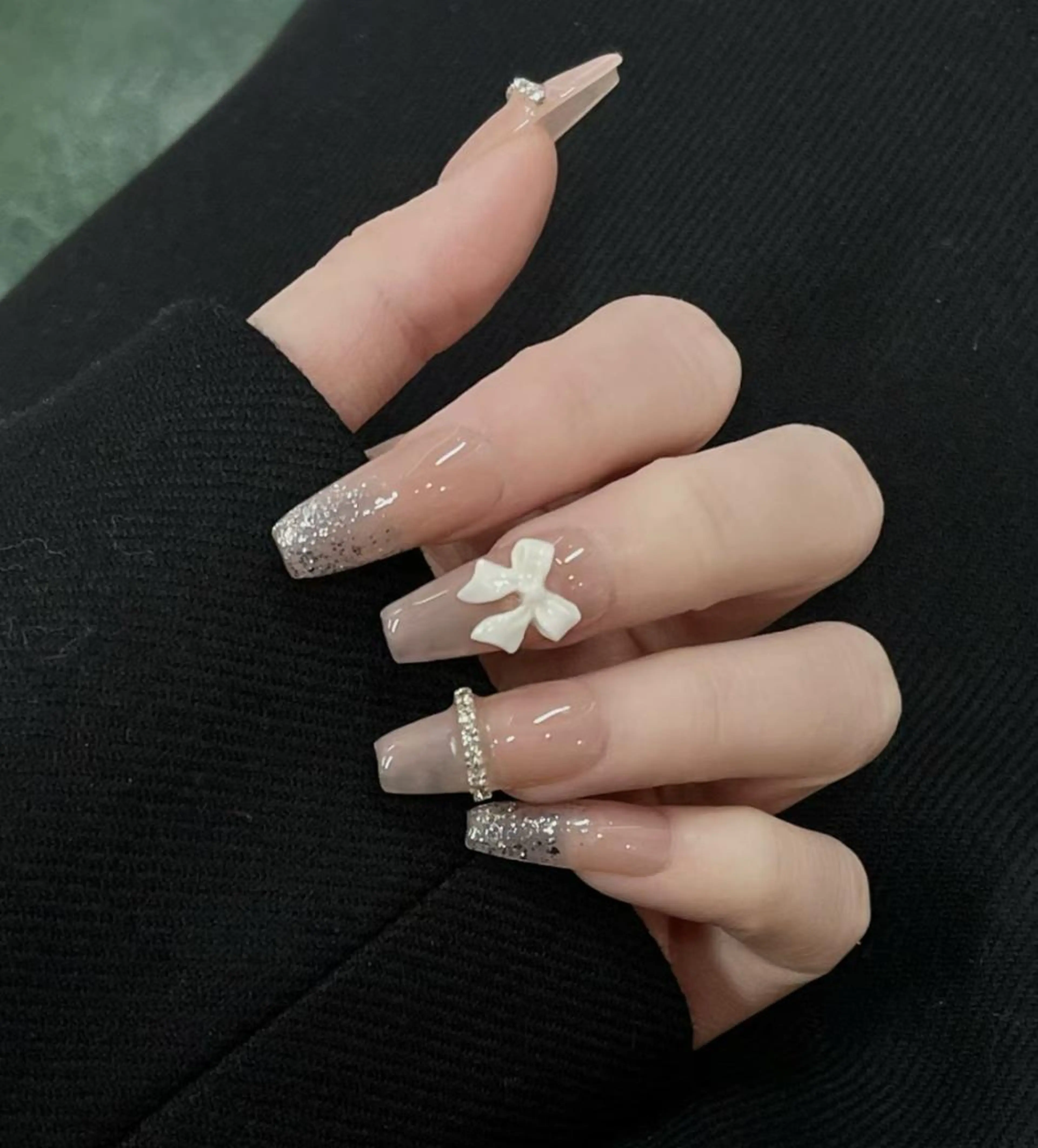 ネイル エリ🫧 nail池袋東口のネイルデザイン