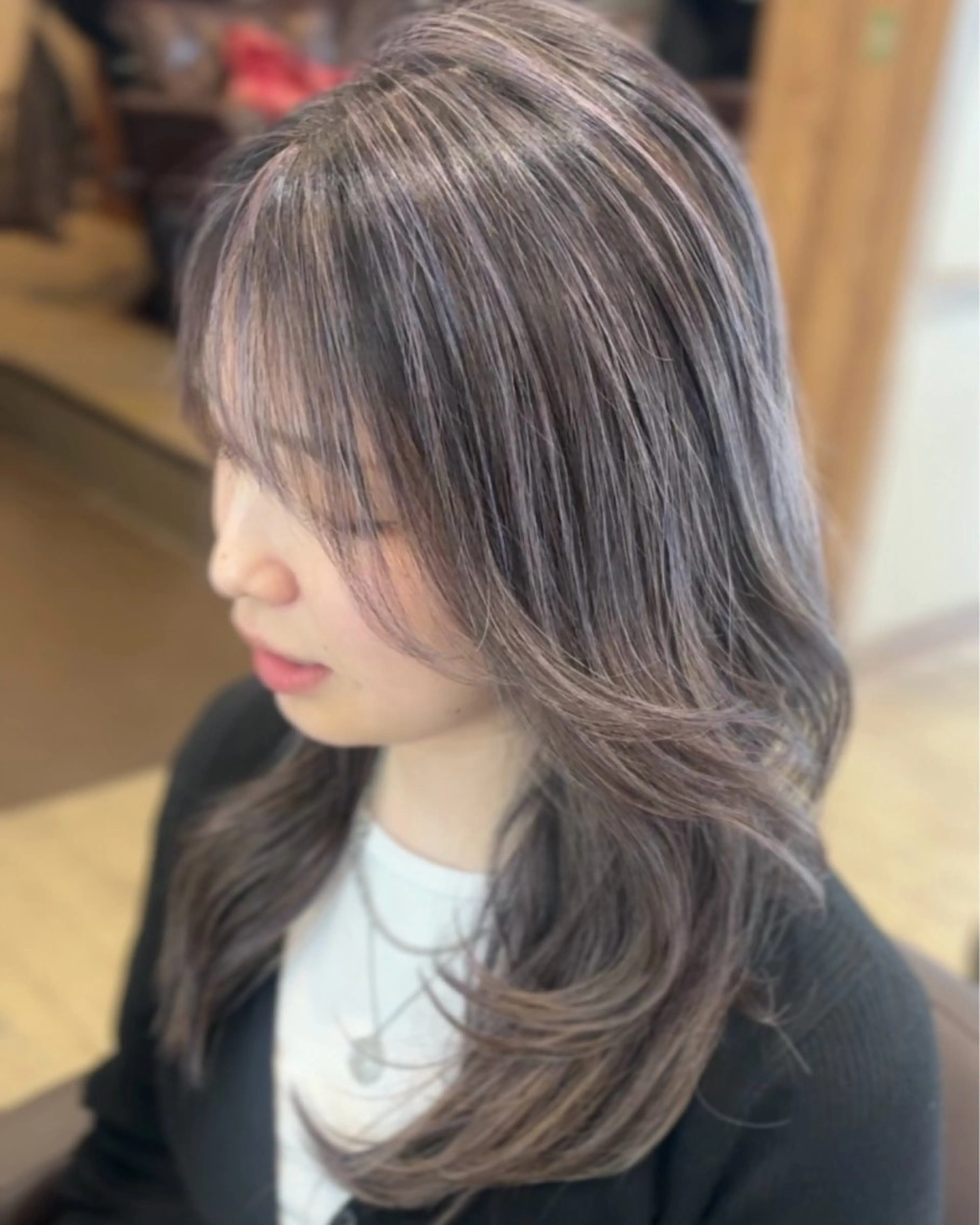 セミロング bloom AMIのヘアスタイル