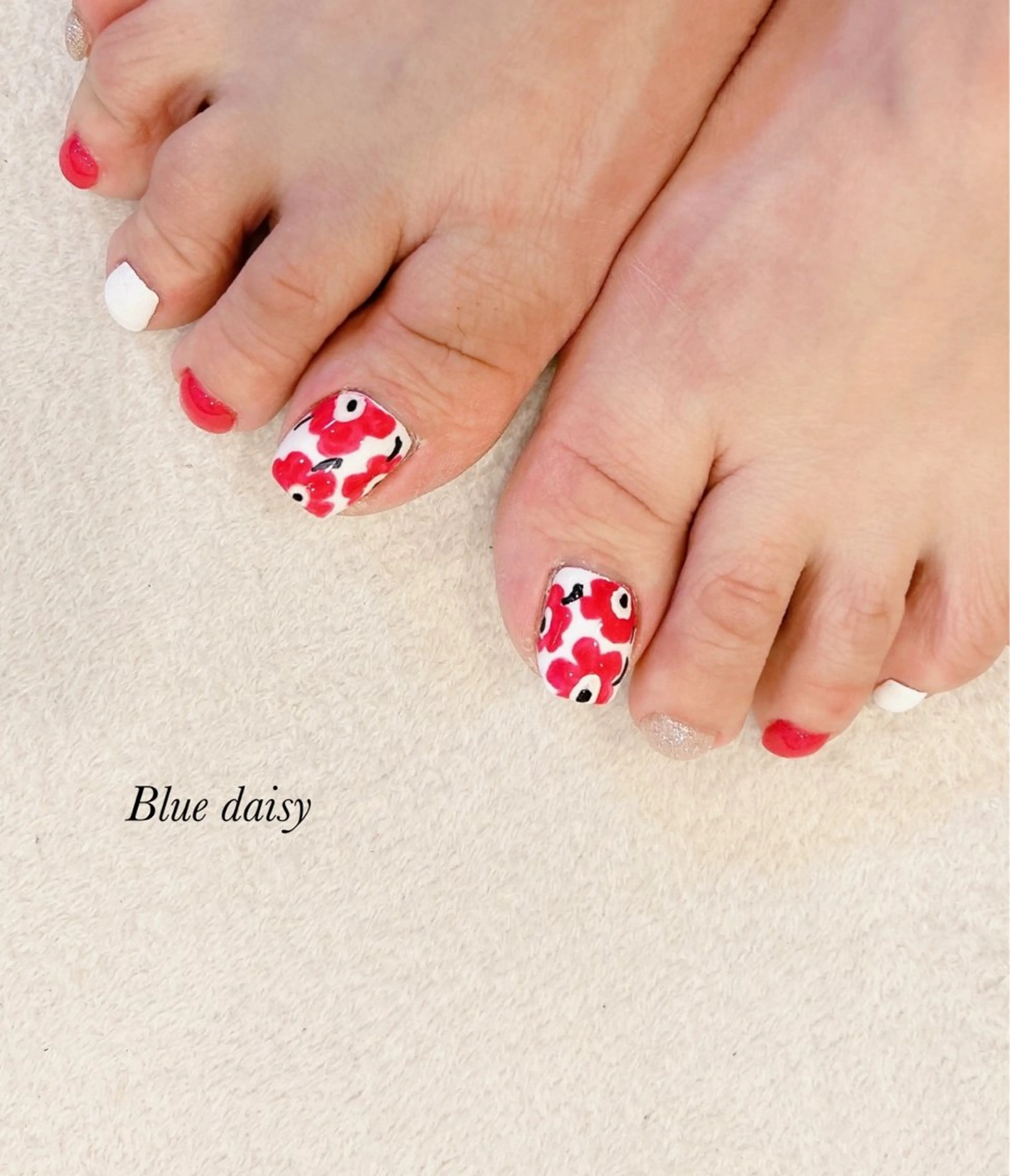 ネイル フットネイル フットネイル Blue daisy 栄本店のネイルデザイン