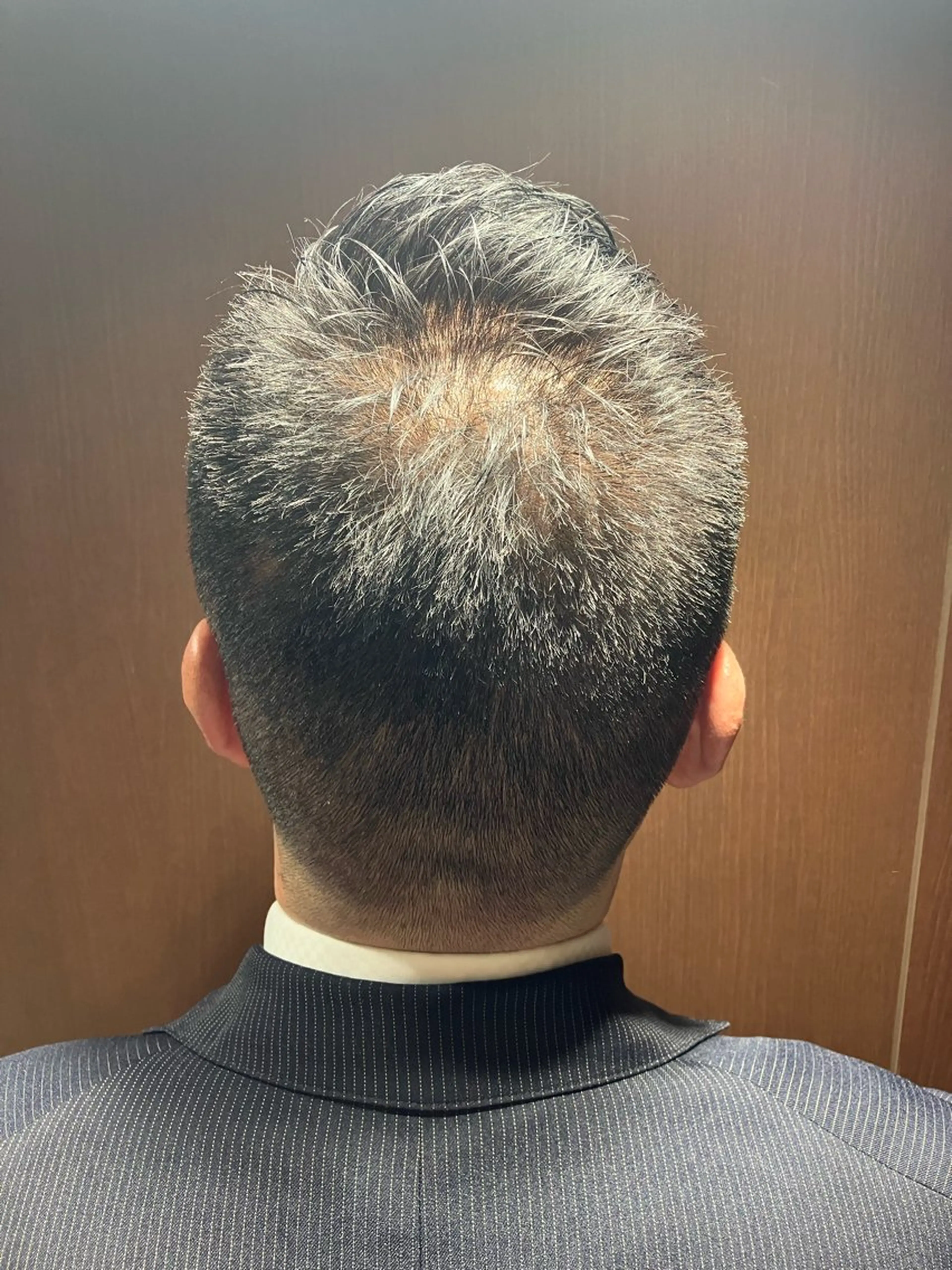 ショート カラー メンズ SAKI SAKIのヘアスタイル