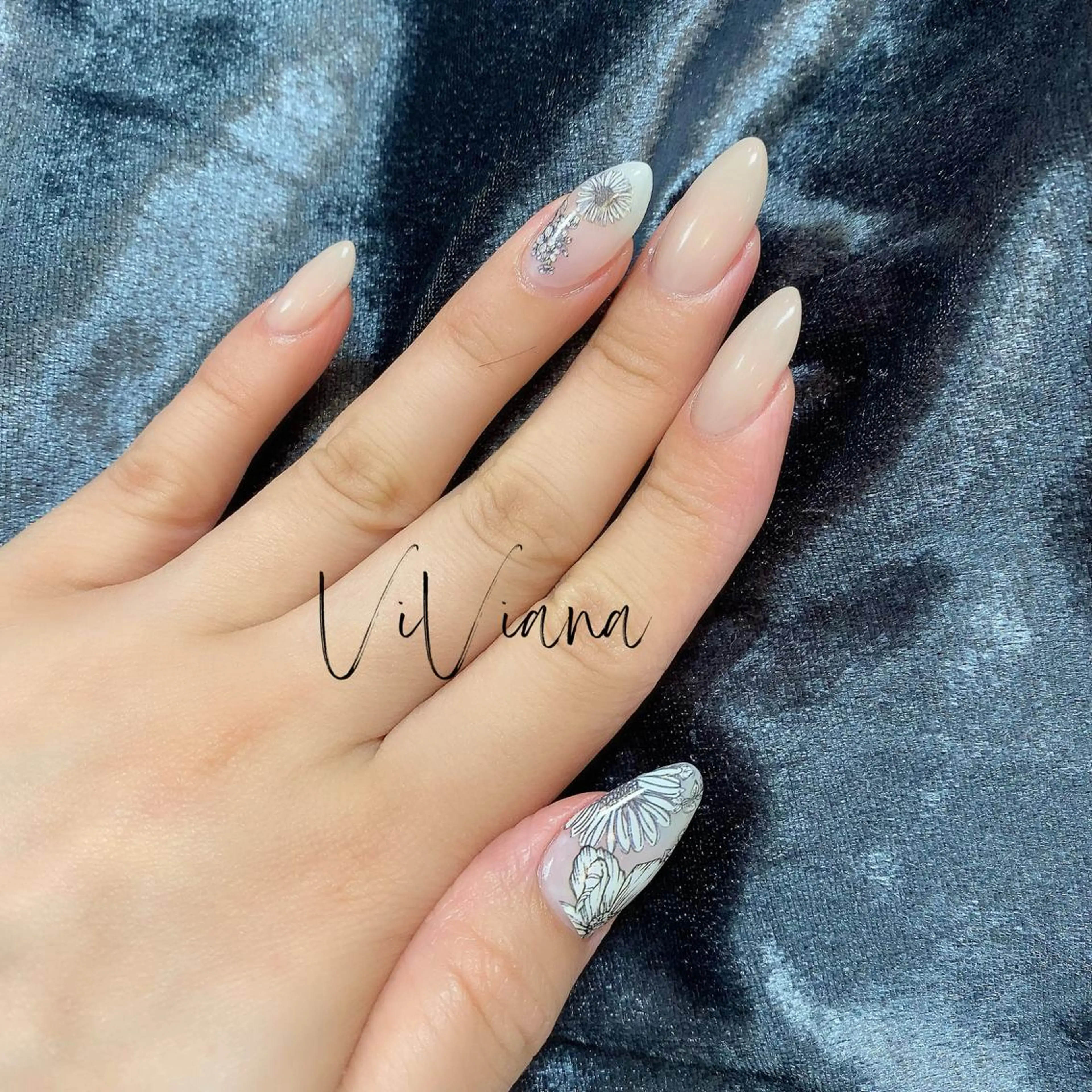 ネイル ハンドネイル ViViana ヴィヴィアナのネイルデザイン