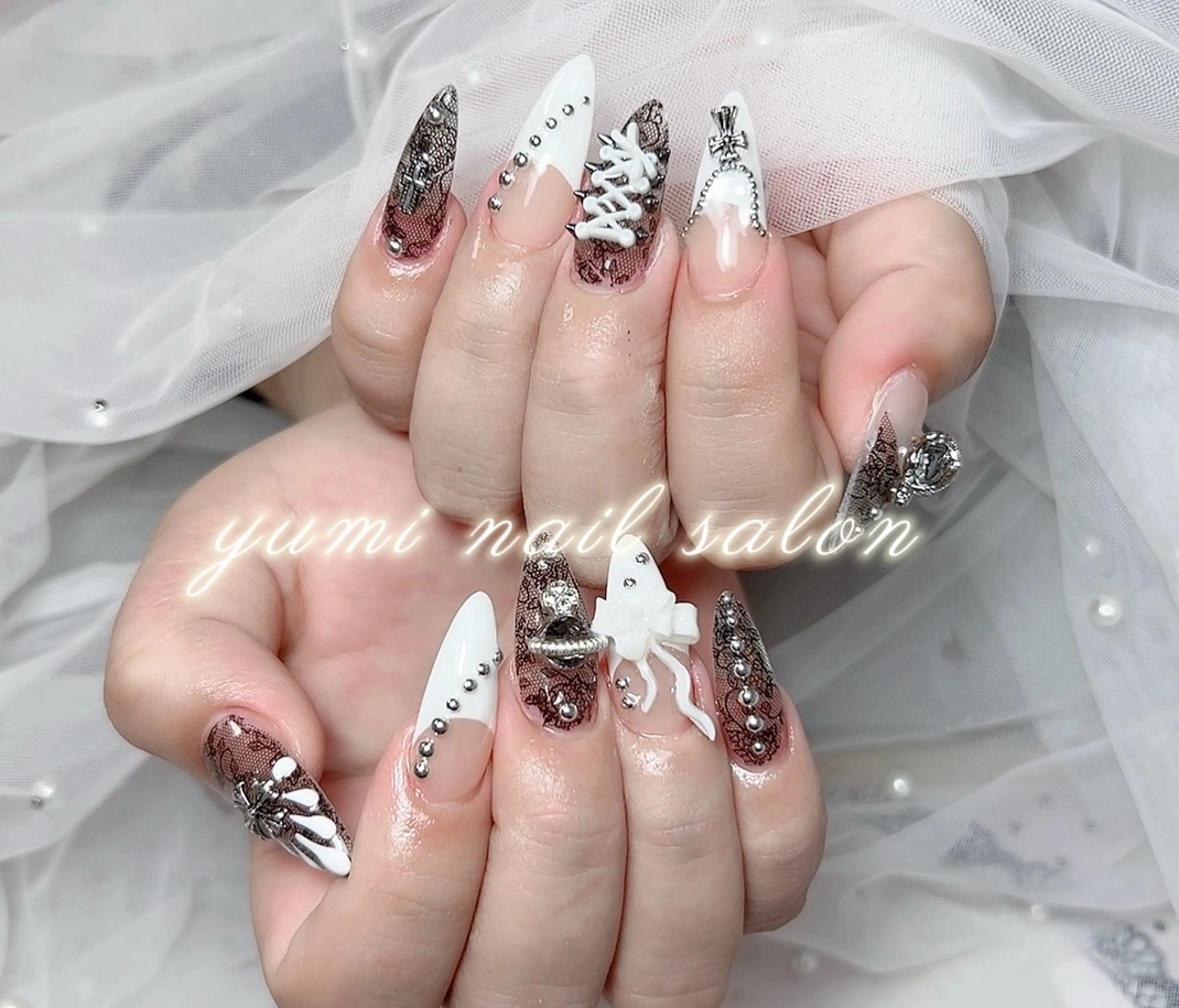 ネイル ハンドネイル 𝐲𝐮𝐦𝐢🎀 長さ出しデザイン専門のネイルデザイン